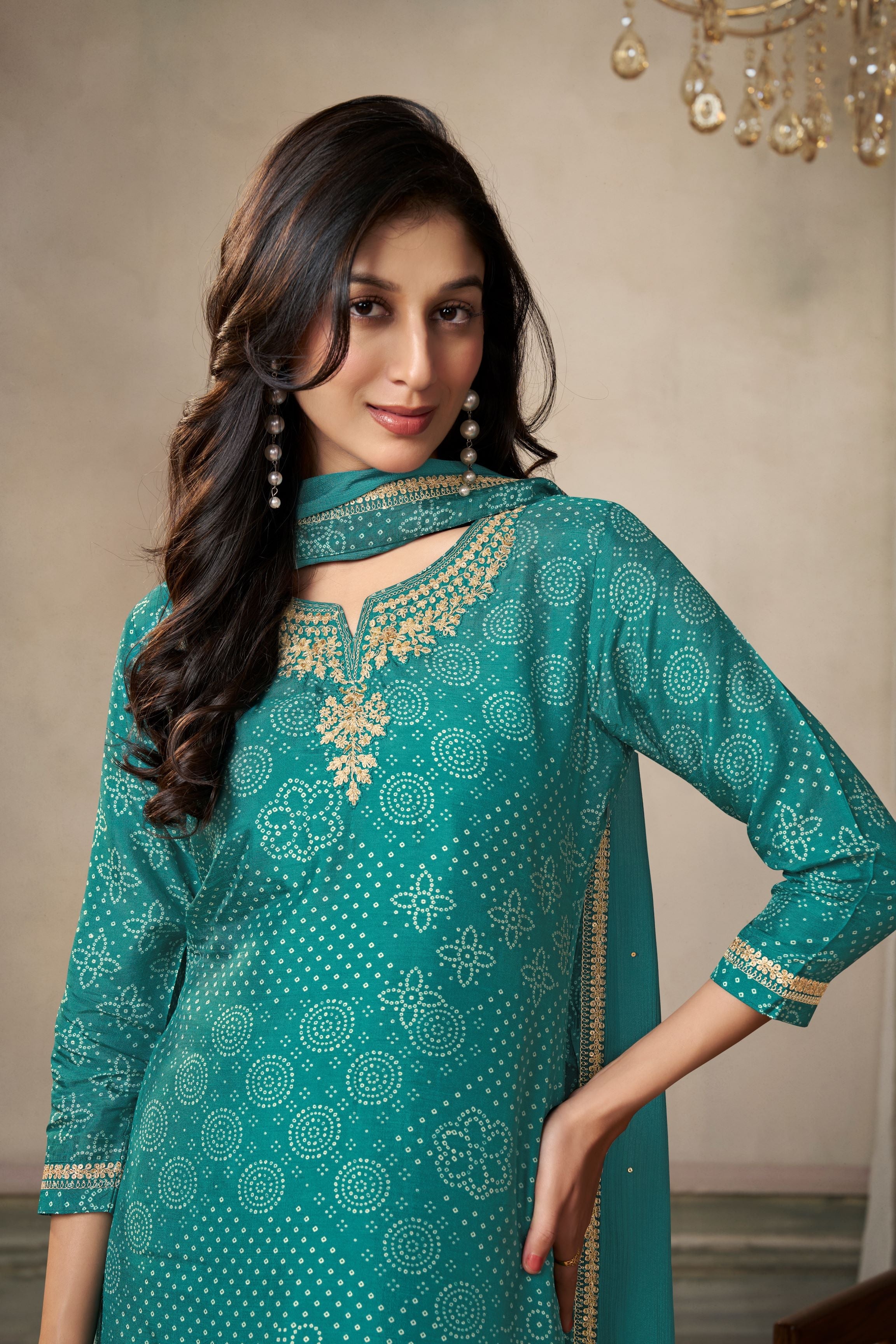 Turquoise Bandhani Printed Kurta & Pant Set - Image 2
