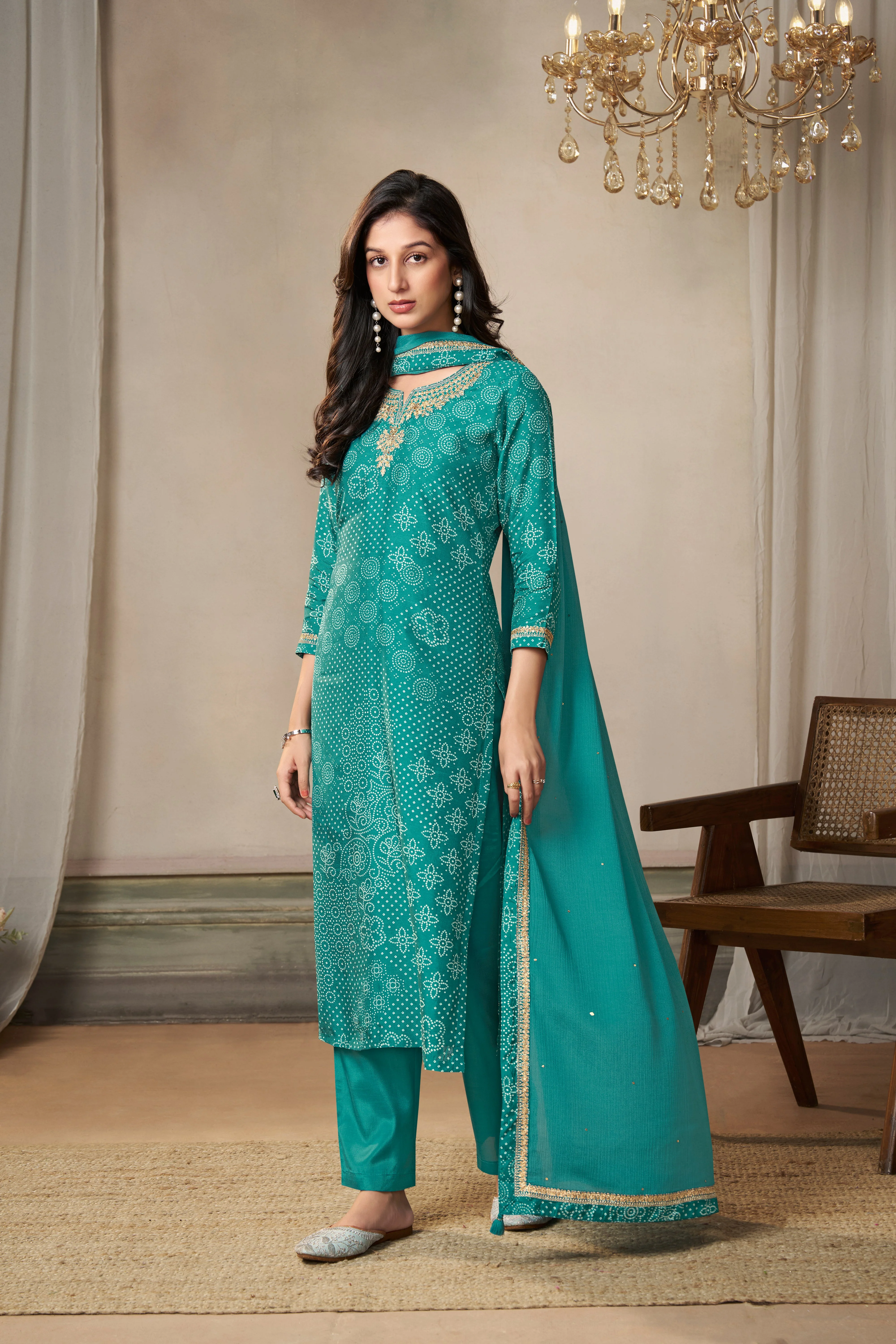 Turquoise Bandhani Printed Kurta & Pant Set - Image 4