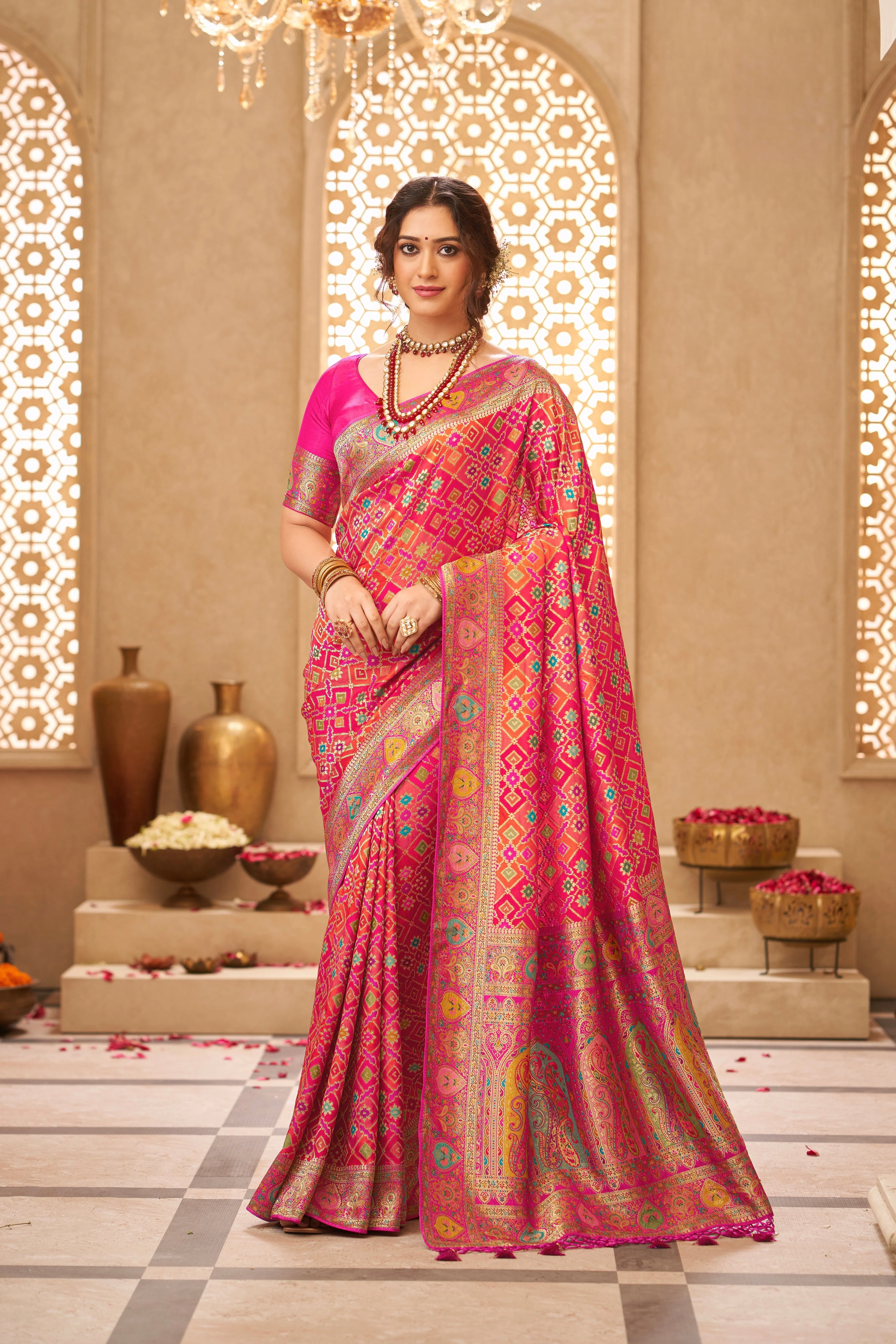Bandhej Patola Design Tussar Rangkaat Silk Saree - Image 2
