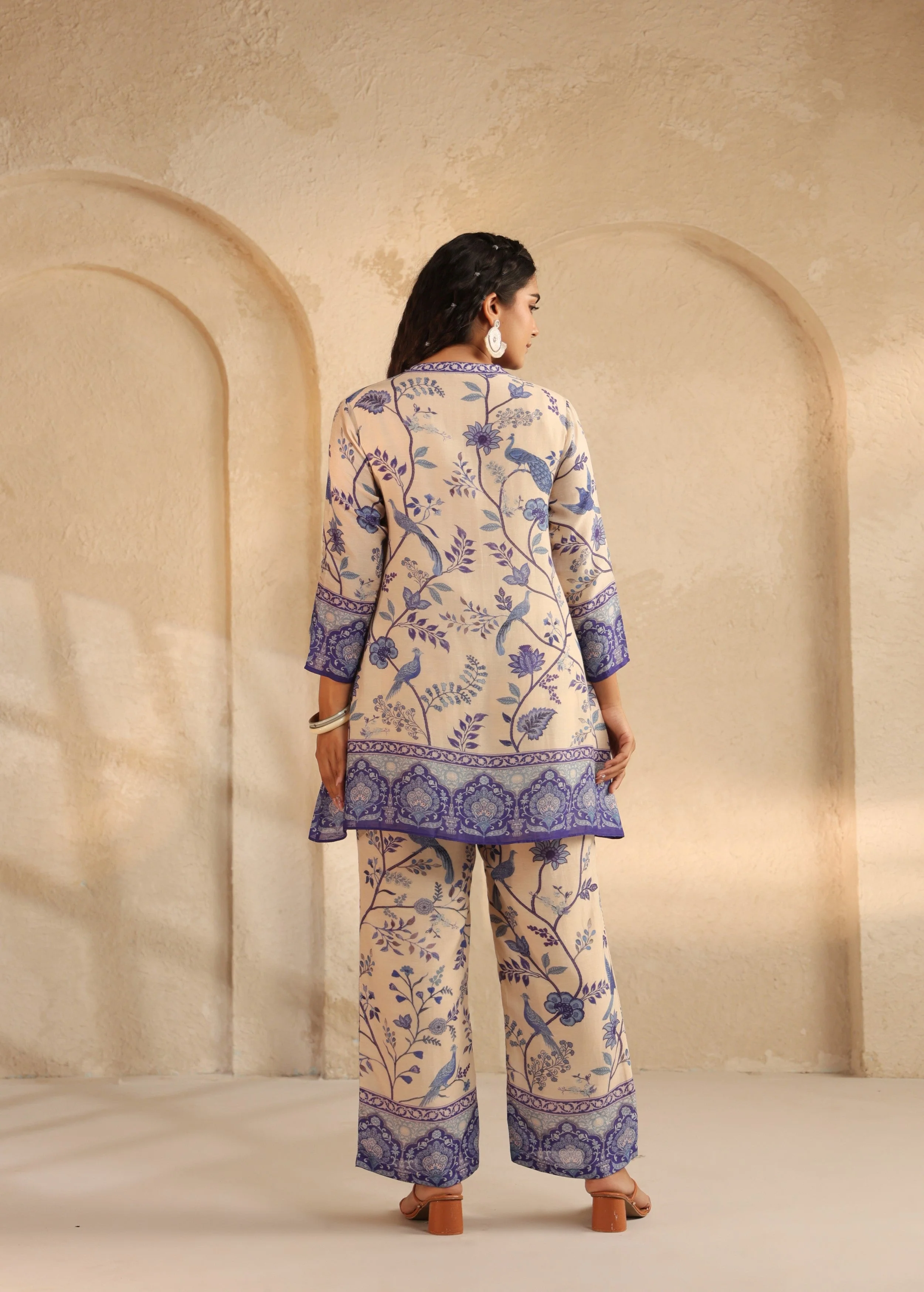 Beige and Indigo Printed Pure Linen Co-Ord Set - Image 5