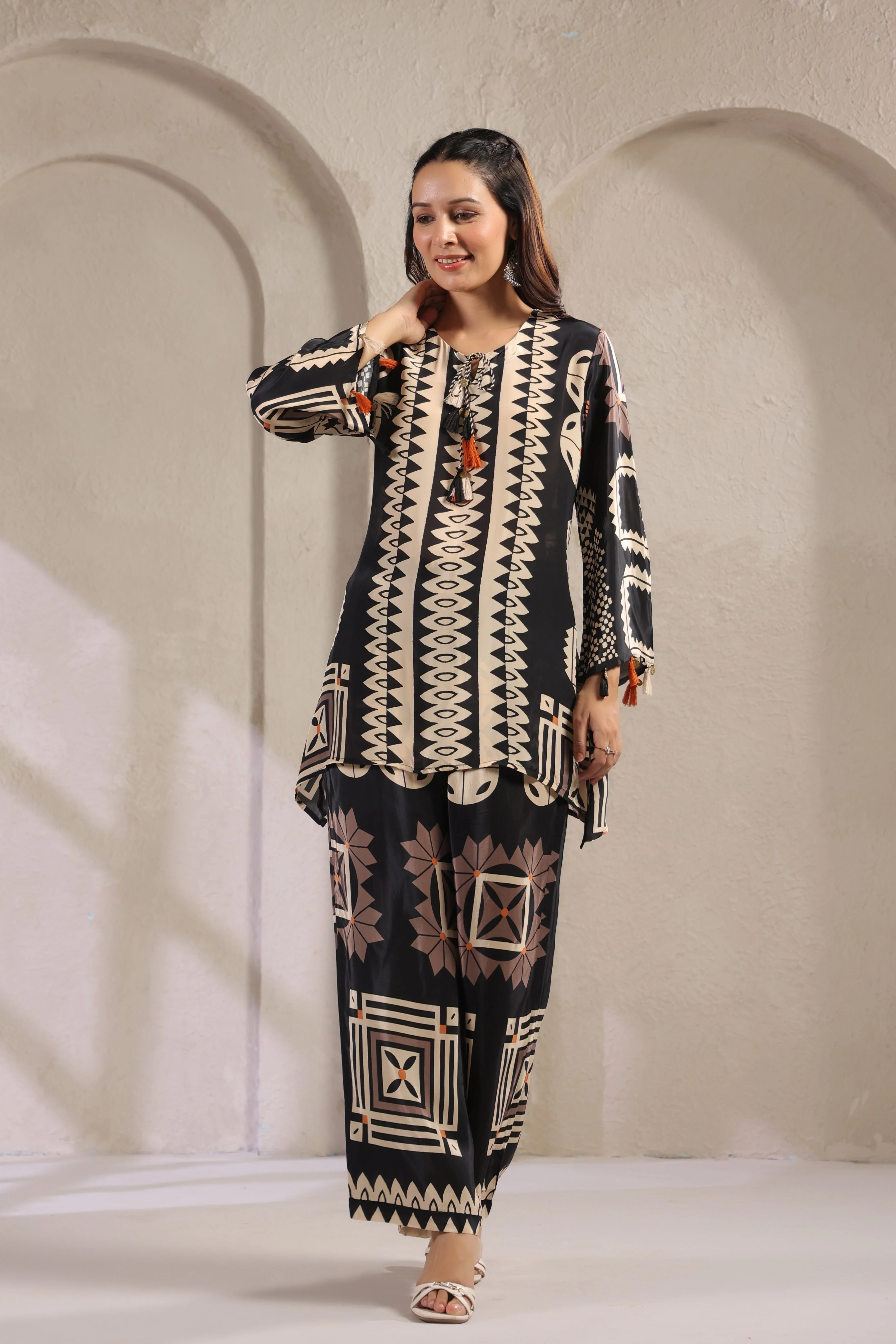 Black & Cream Printed Muslin Silk Co-Ord Set - Image 5