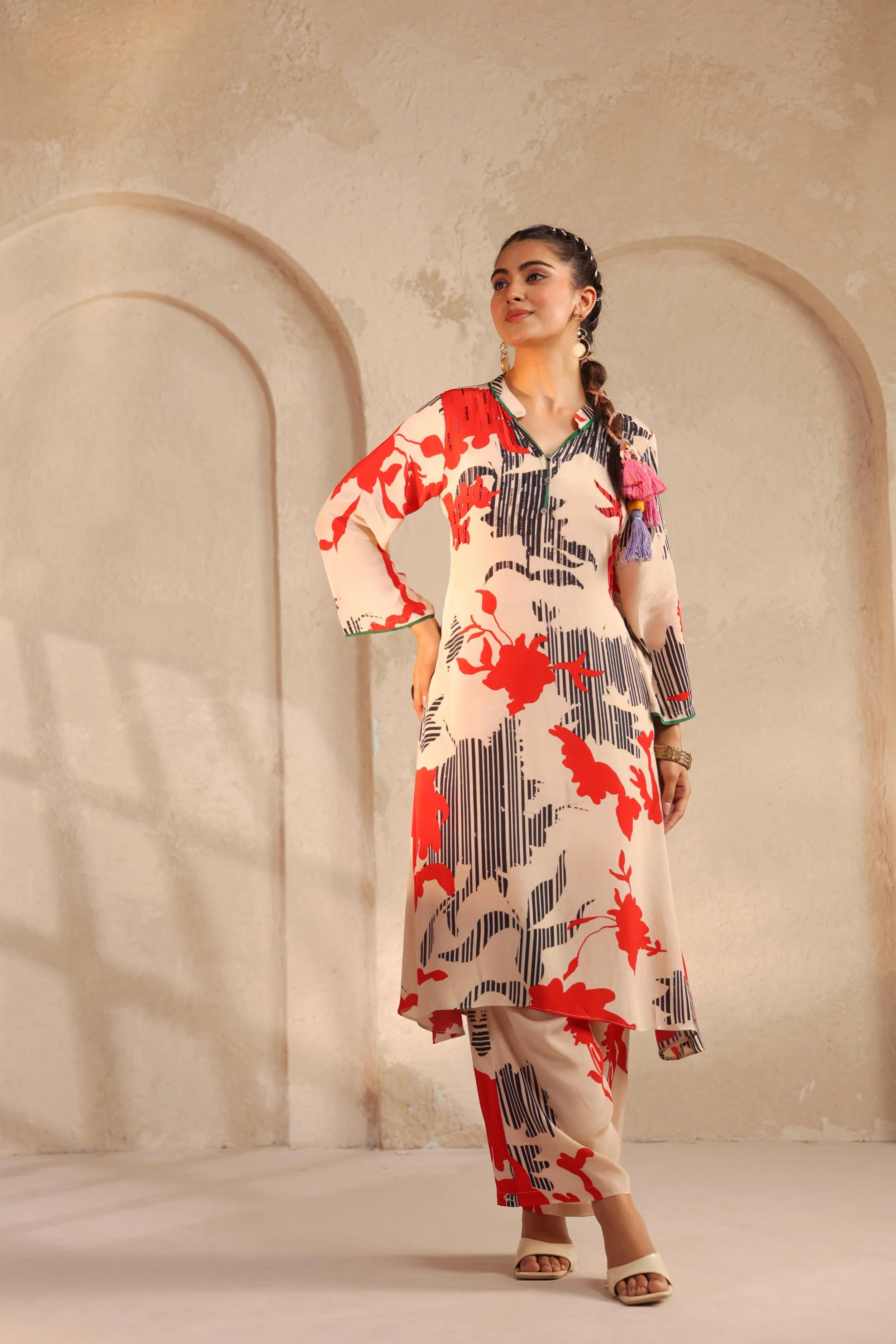 Beige Printed Viscose Crepe Silk Kurta Set - Image 3