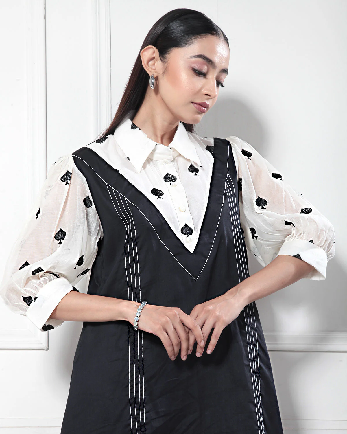 Black & White Monochromatic Dress - Image 8