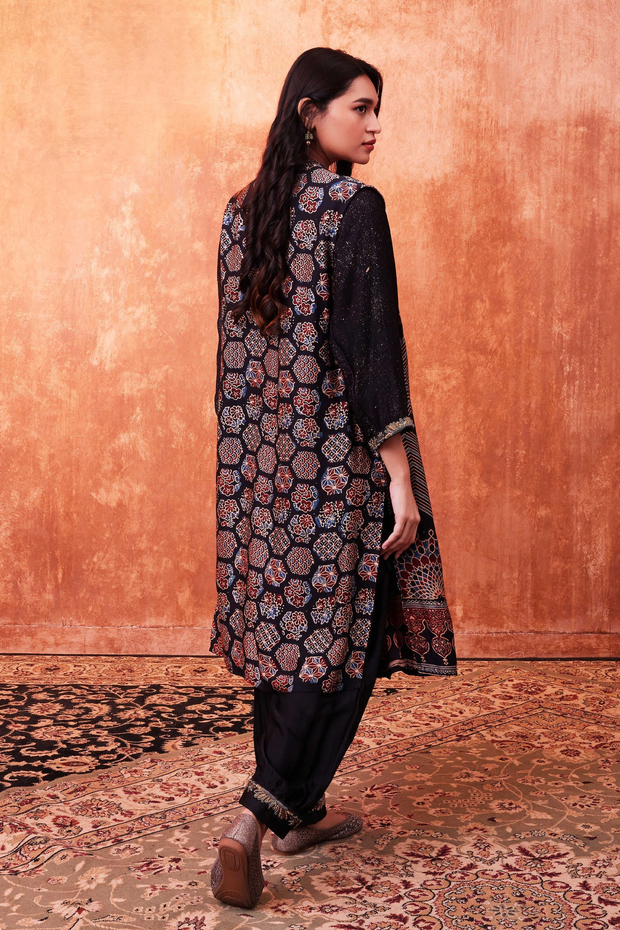 Black Ajrakh Printed Habutai Silk Cape Co-Ord Set - Image 2