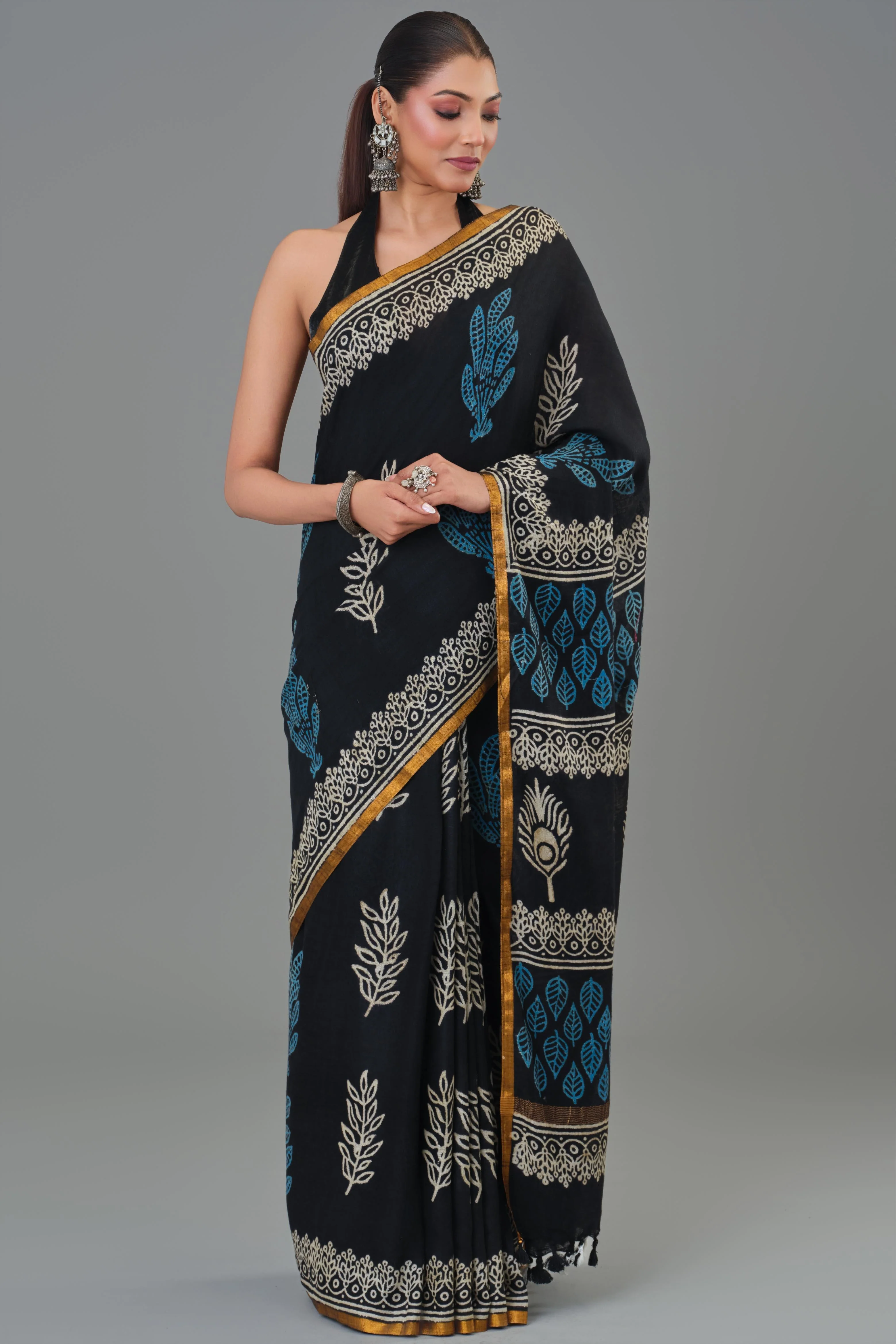 Cozy Black Dabu Hand Block Printed Linen Saree - Image 6