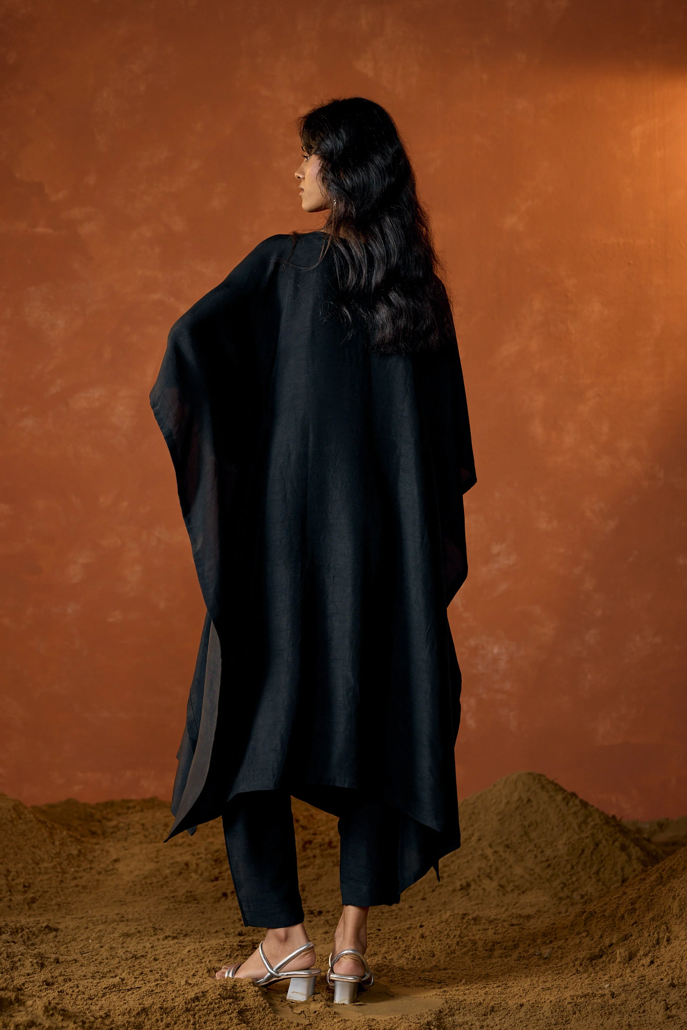 Charcoal Black Embellished Raw Silk Kaftan Set - Image 7