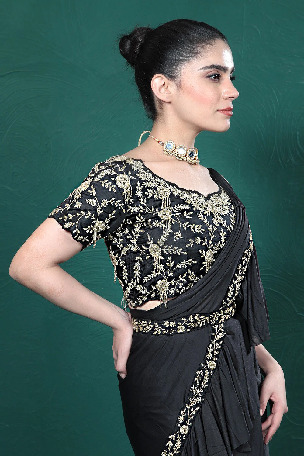 Black Embellished Spandex Saree - Image 6