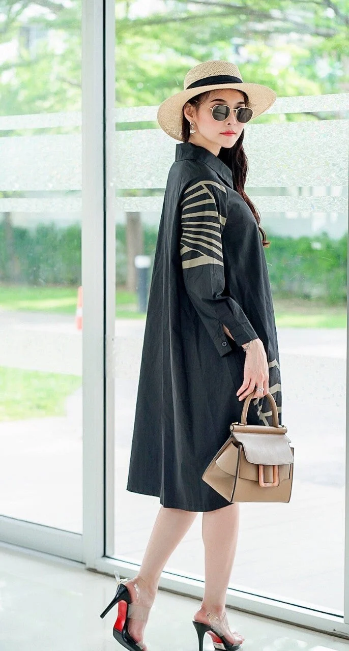 Black Geometric Lines Print Tunic Dress - Image 2