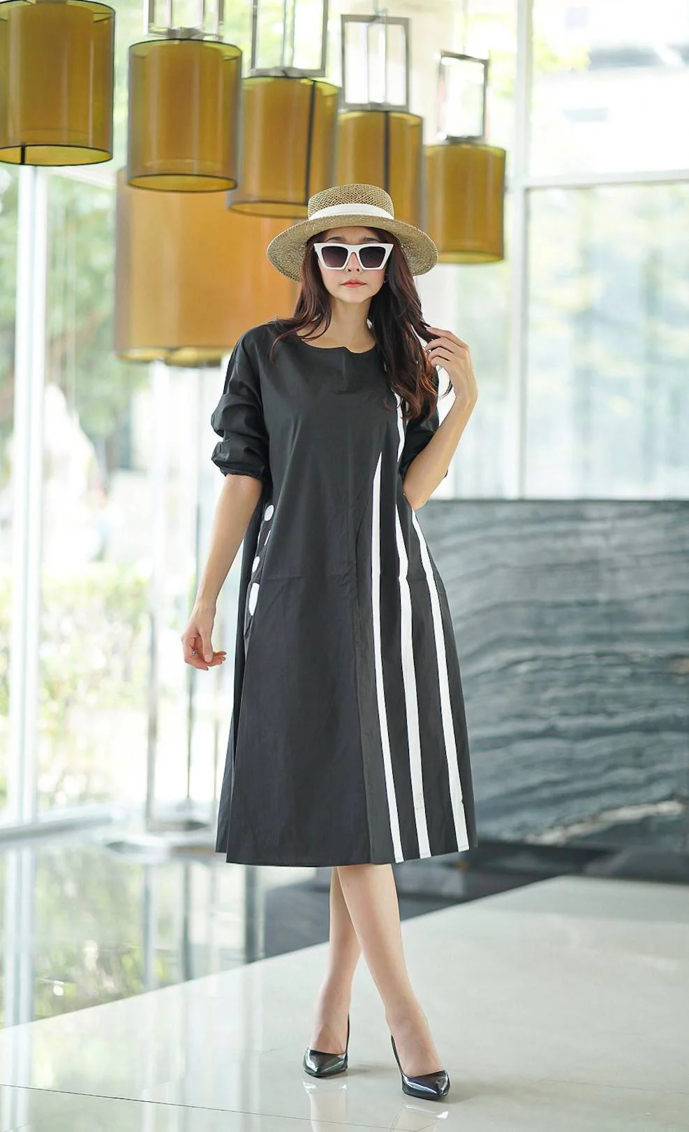 Black and White Geometric Printed Cotton Dress - Image 2