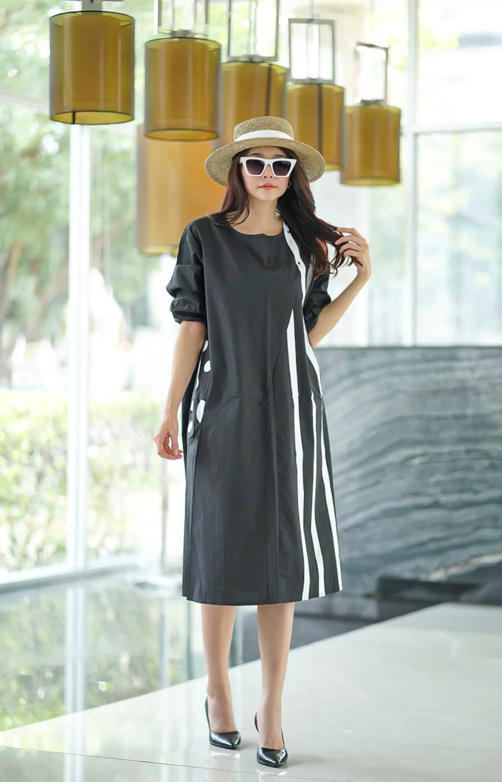 Black and White Geometric Printed Cotton Dress - Image 5
