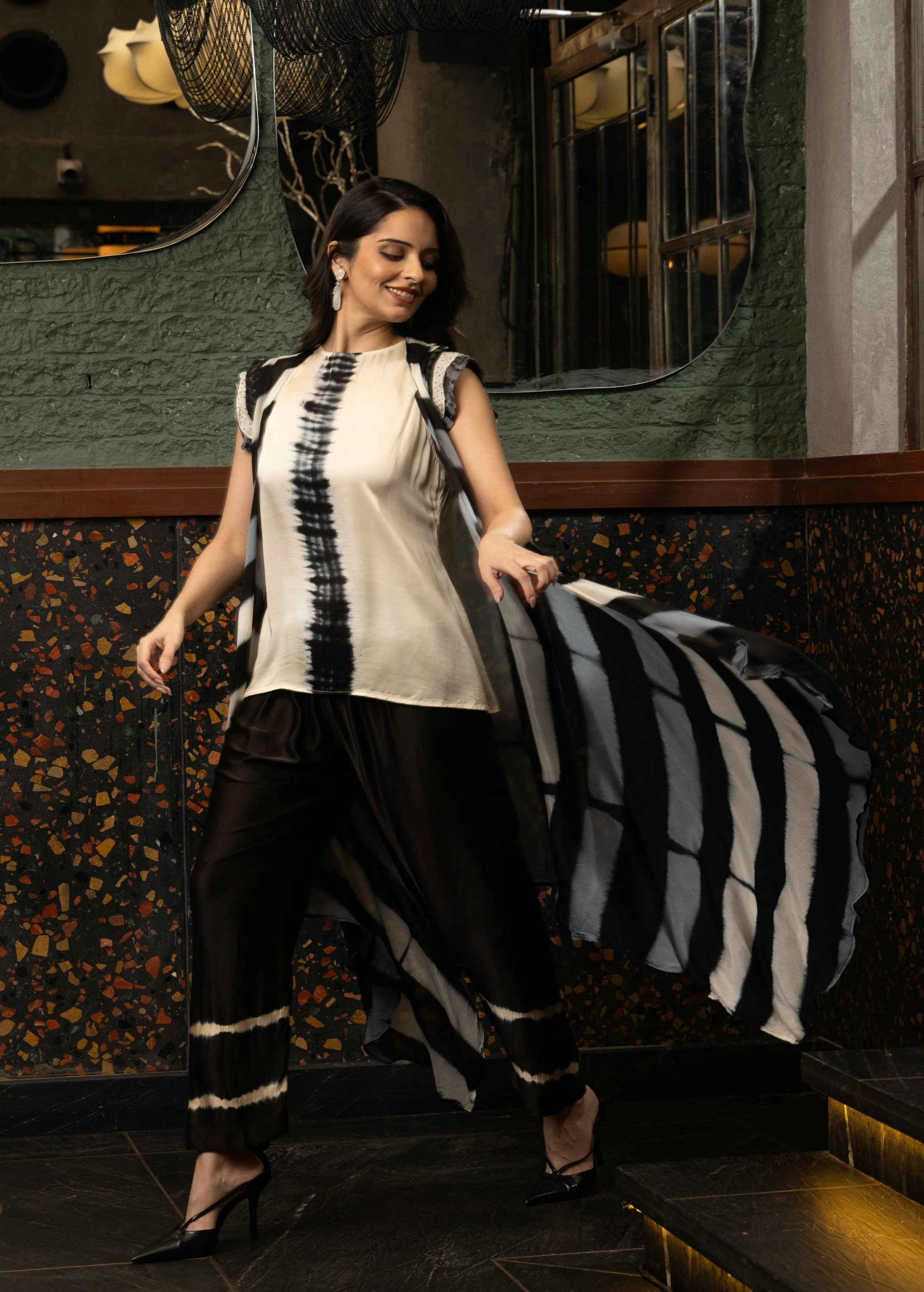 Black Abstract Print Satin Silk Co-Ord Set - Image 4