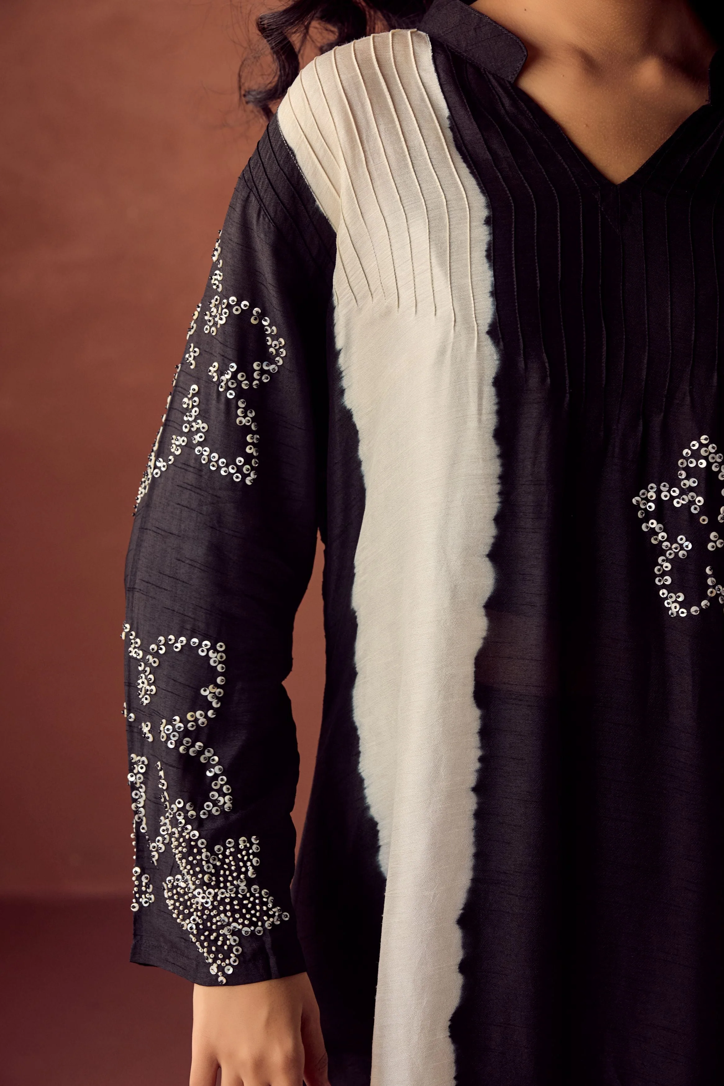 Black Raw Silk Ombre Dyed Pant Set - Image 2