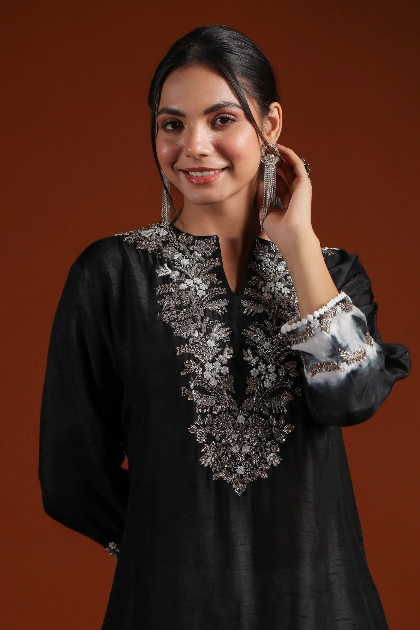 Black Tie Dyed Embellished Kurta & Pant - Image 2