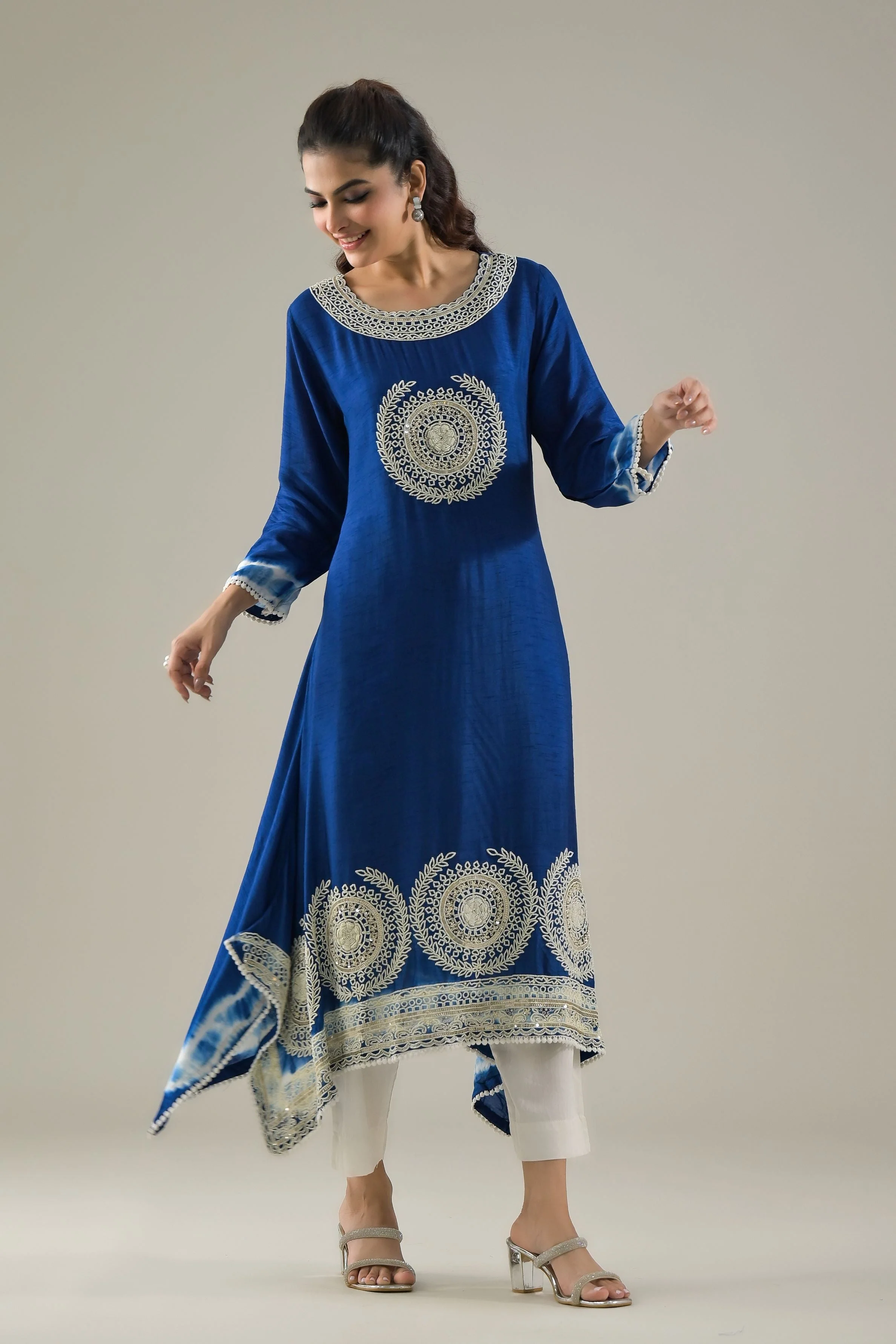Blue Ombre-Dyed Raw Silk Kurta & Pants Set - Image 4
