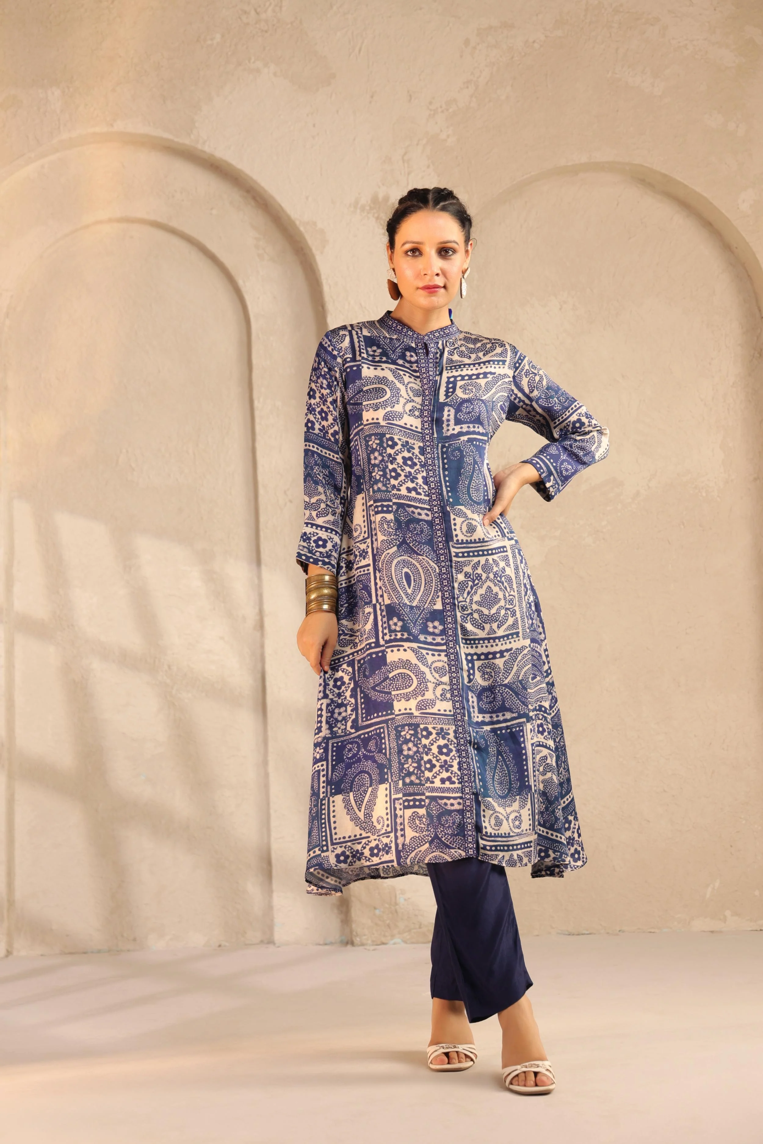 Blue Printed Linen Satin Silk Kurta Set - Image 3