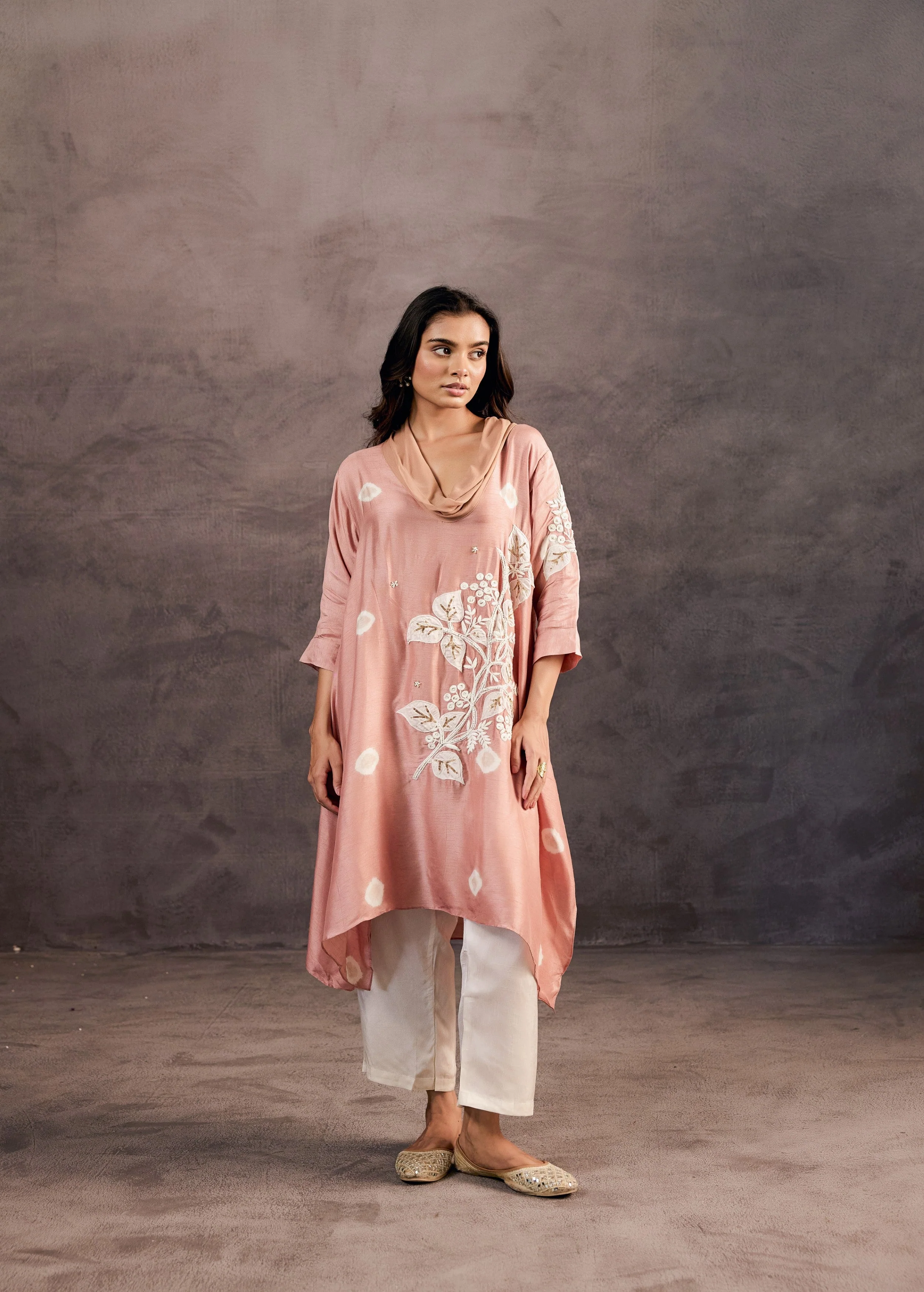 Blush Peach Embellished Raw Silk Kurta Set - Image 5