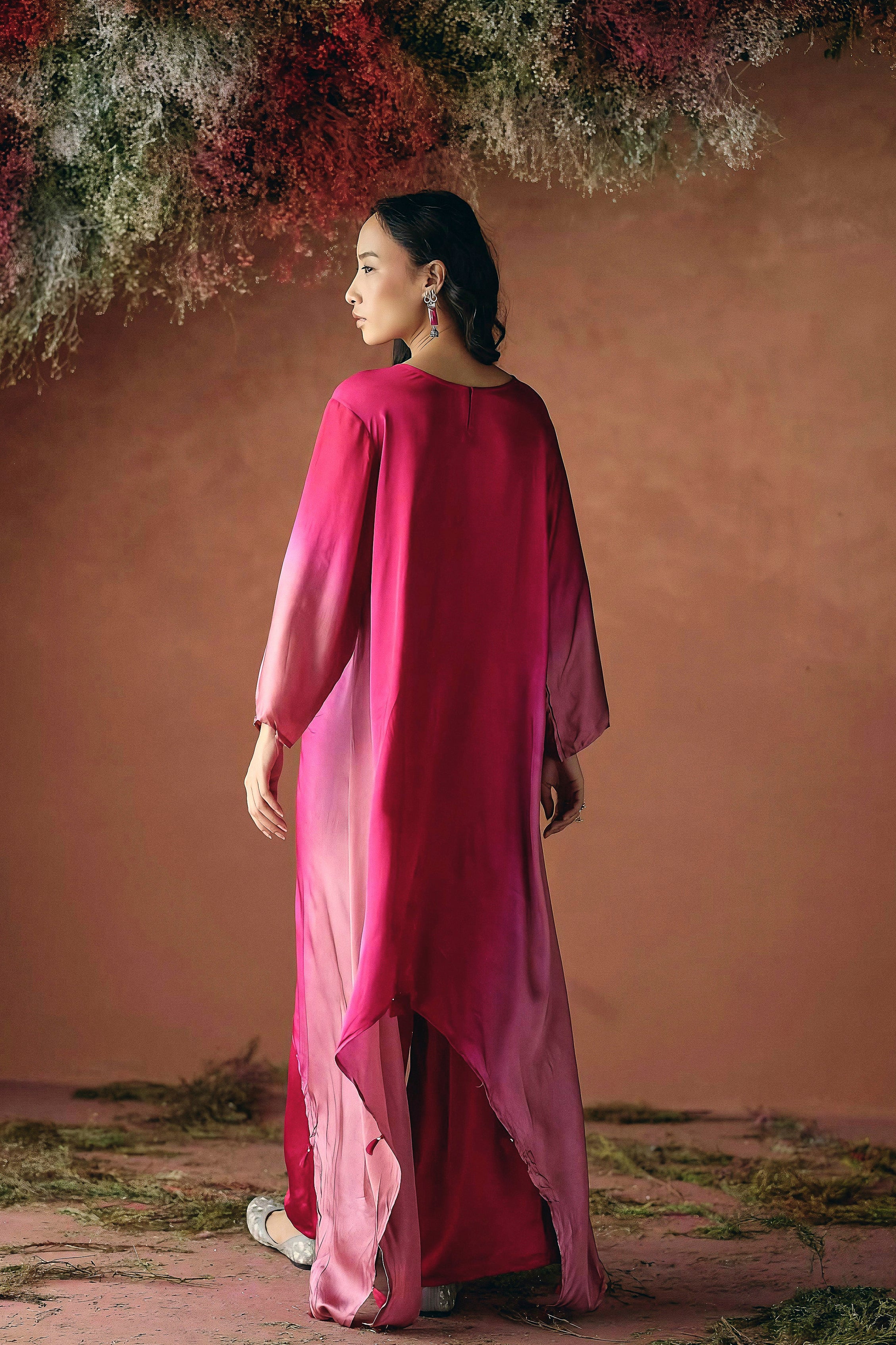 Blush Pink Embellished Satin Silk Kurta Set - Image 4