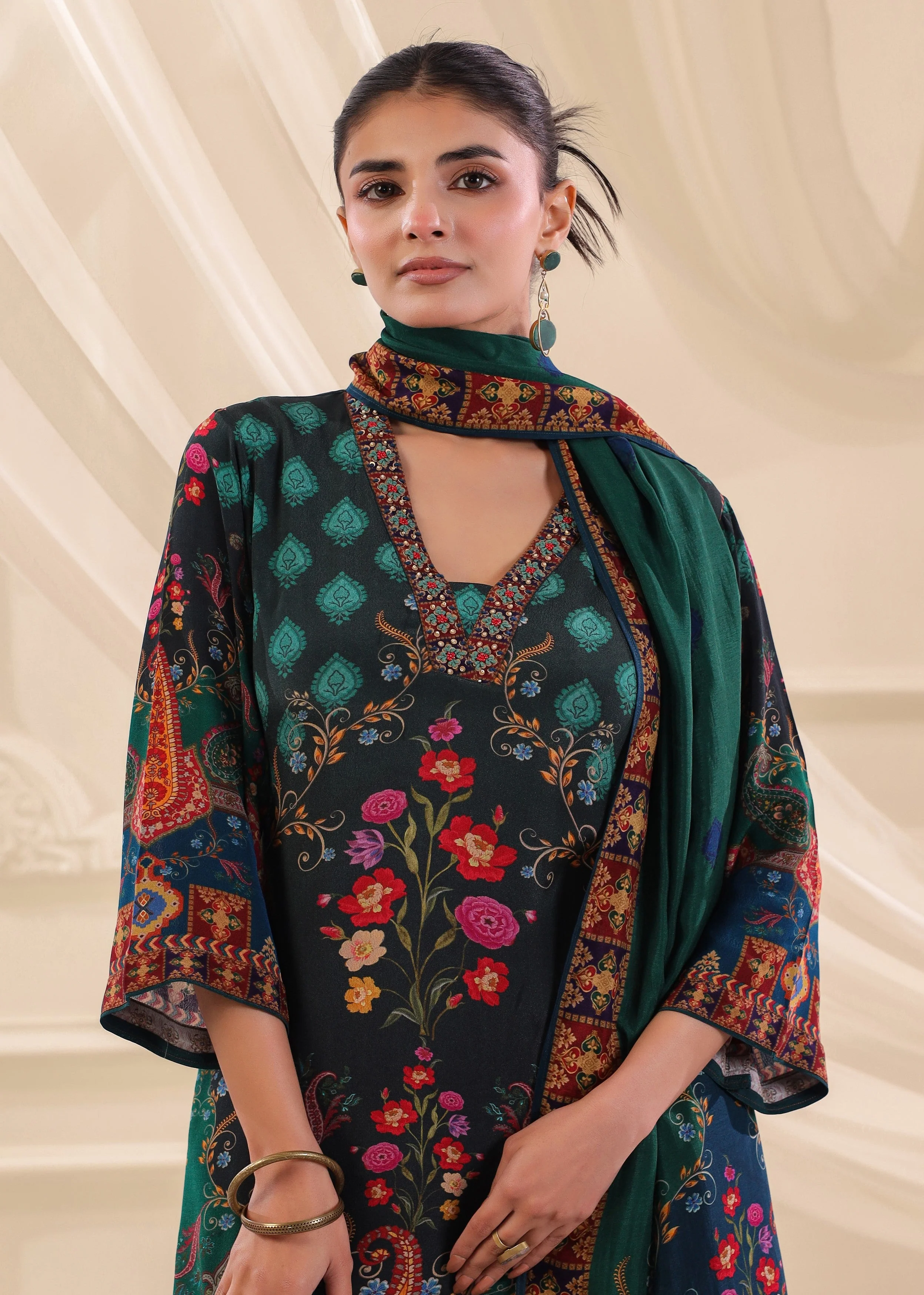 Bottle Green Printed Crepe Silk Pant Set - Image 2