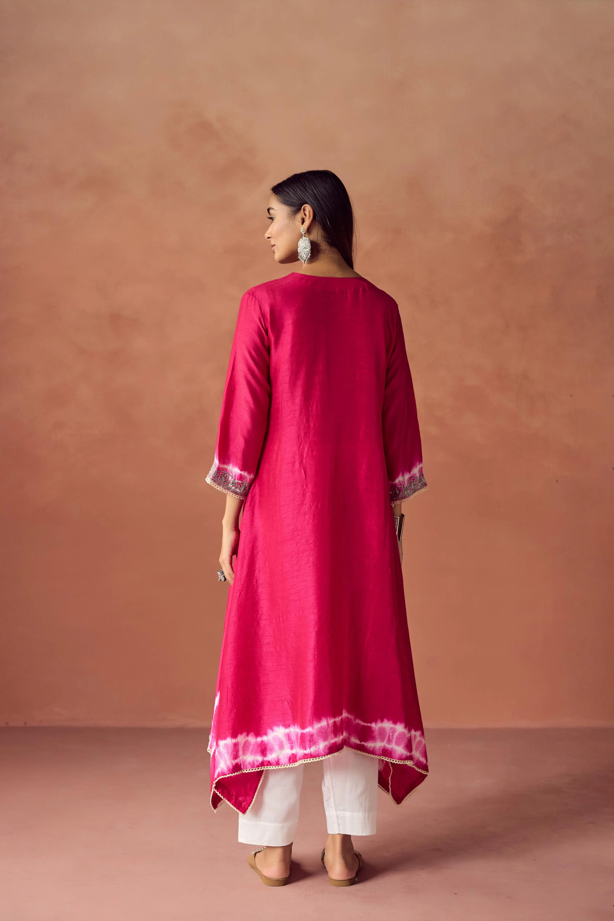 Bright Red Embellished Raw Silk Kurta Set - Image 6