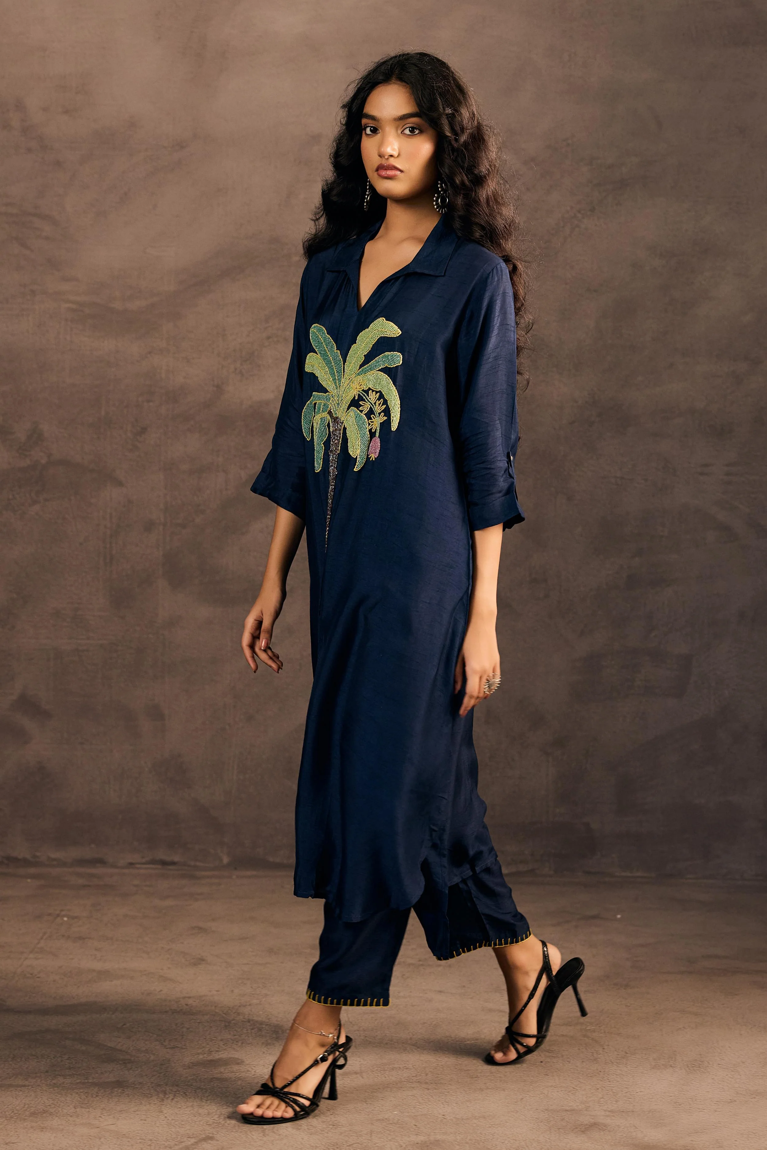 Celestial Blue Embellished Raw Silk Kurta Set - Image 5