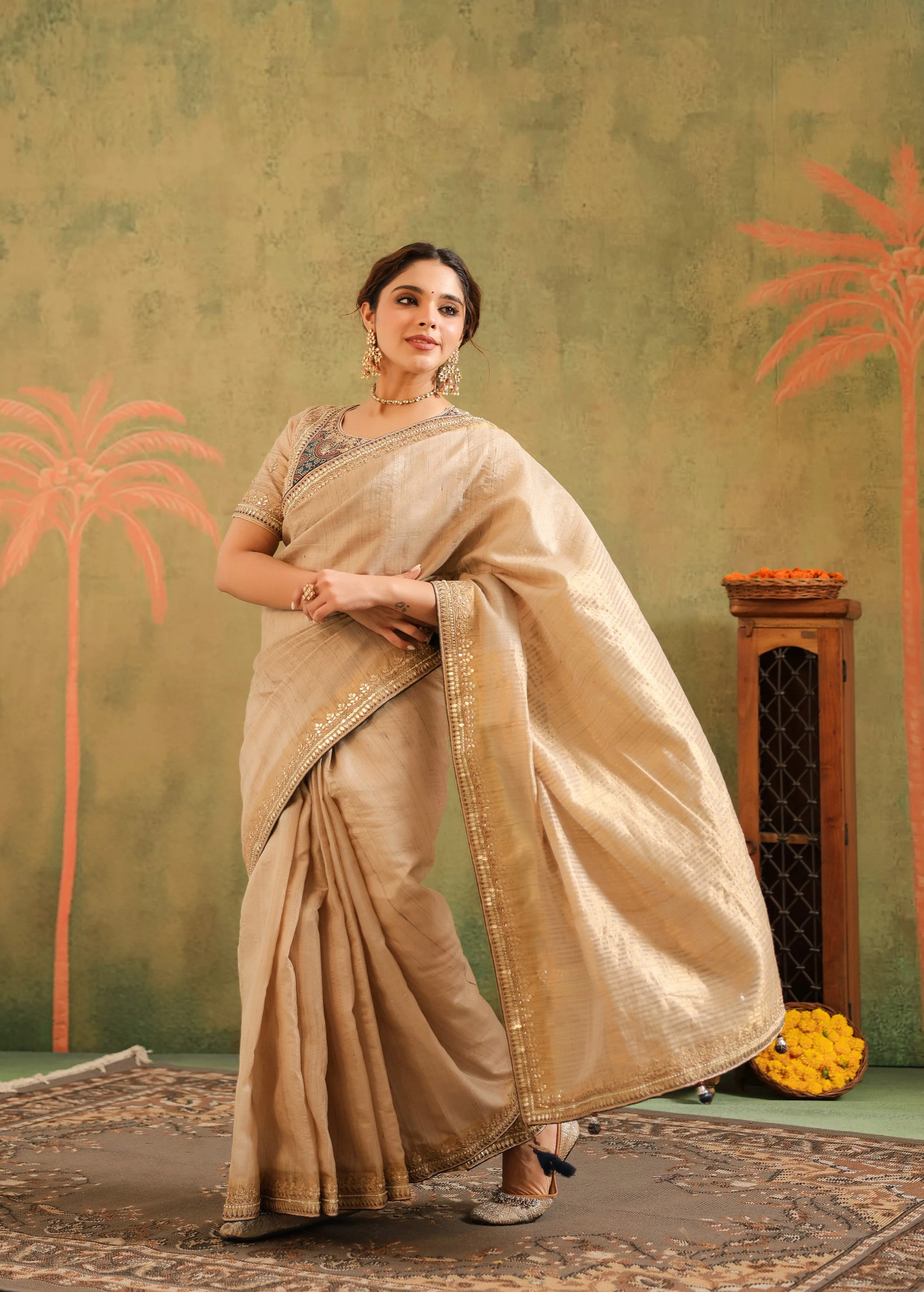 Champagne Gold Embellished Premium Silk Saree - Image 7