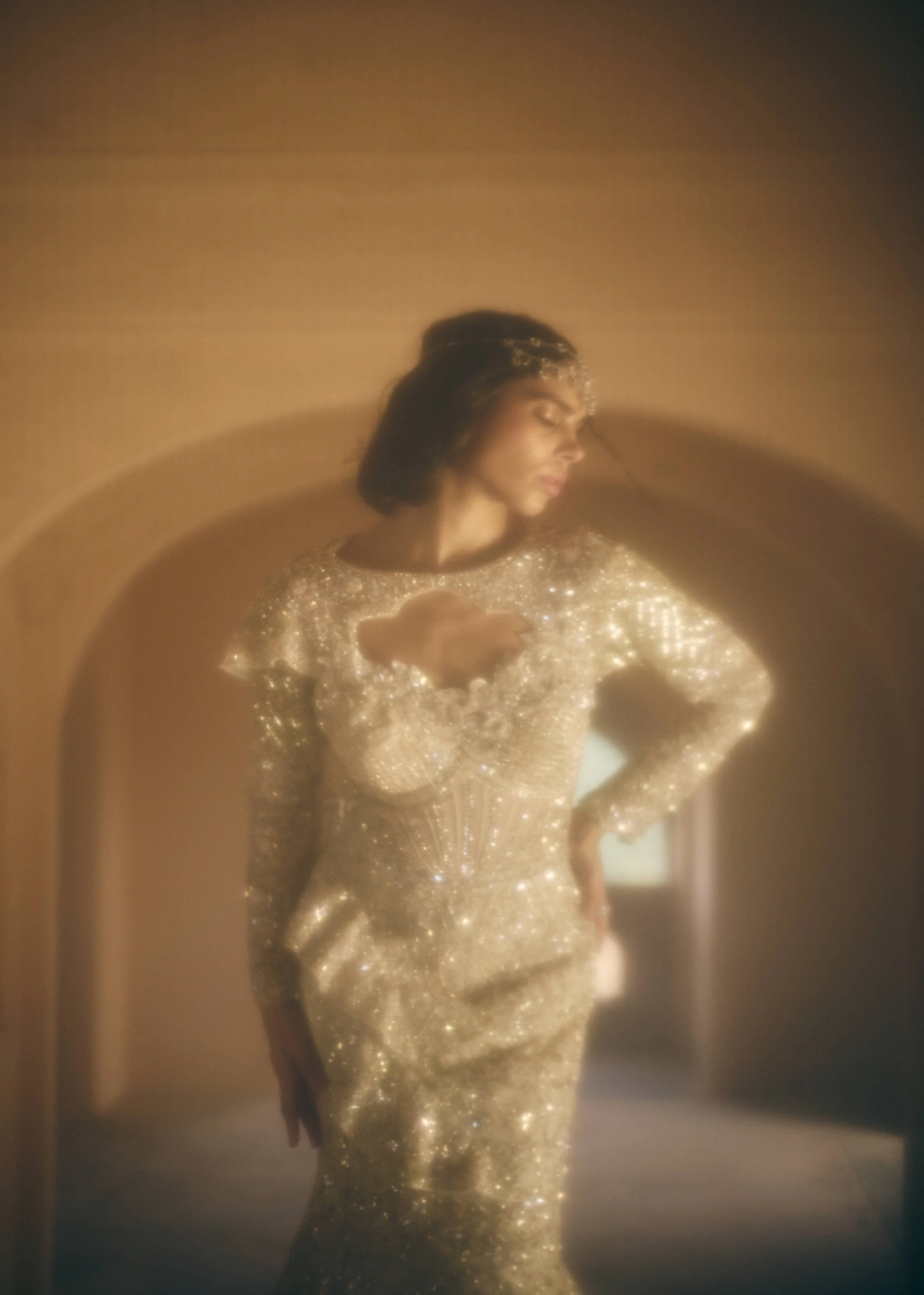 The Champagne Glow - Image 4