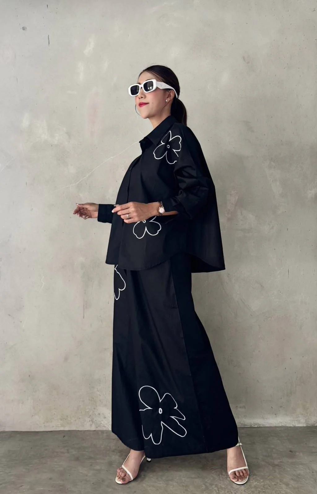 Charcoal Black Floral Embroidered Co-Ord Set - Image 3