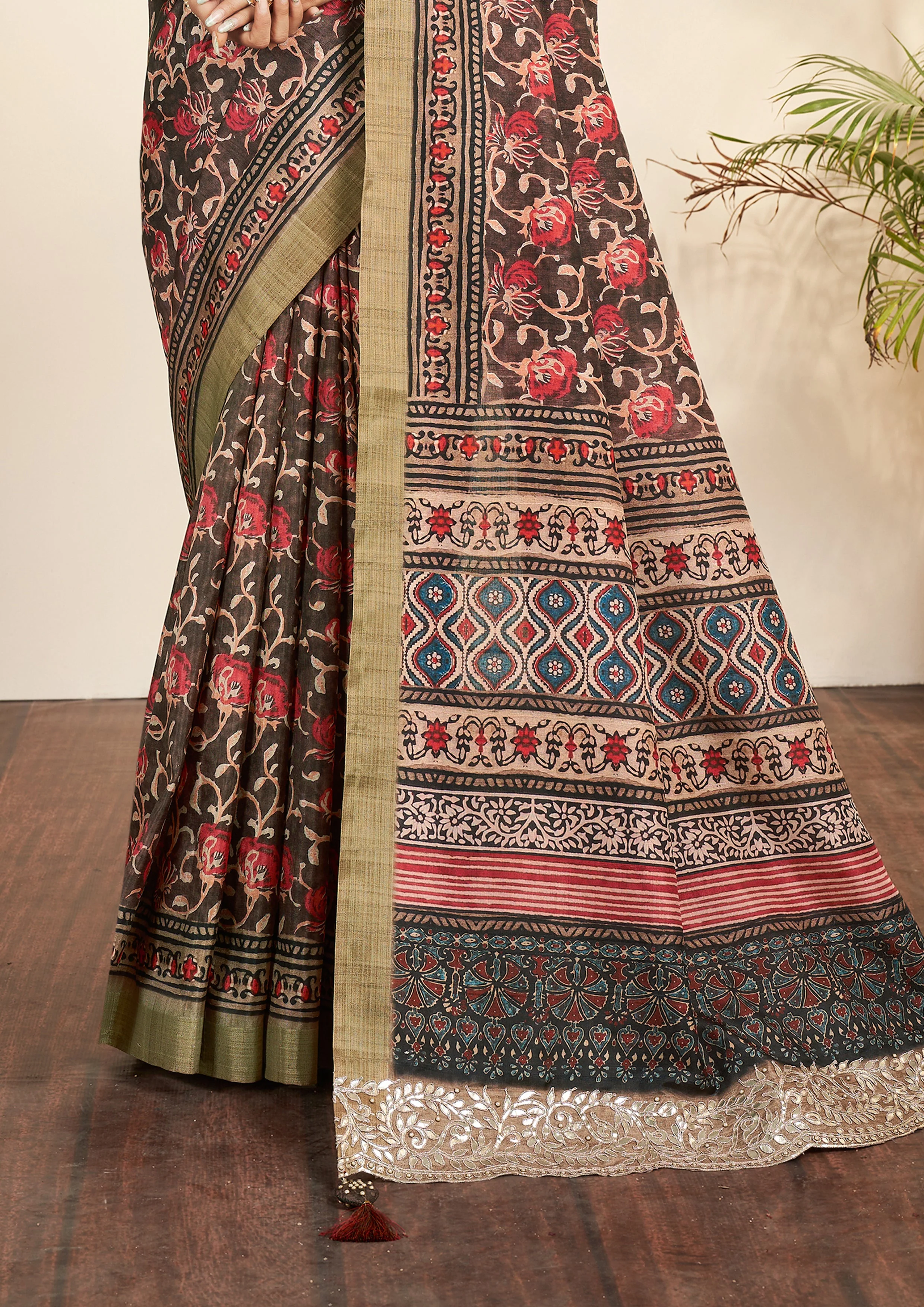Coffee Brown Printed Tussar Silk Saree - Image 5