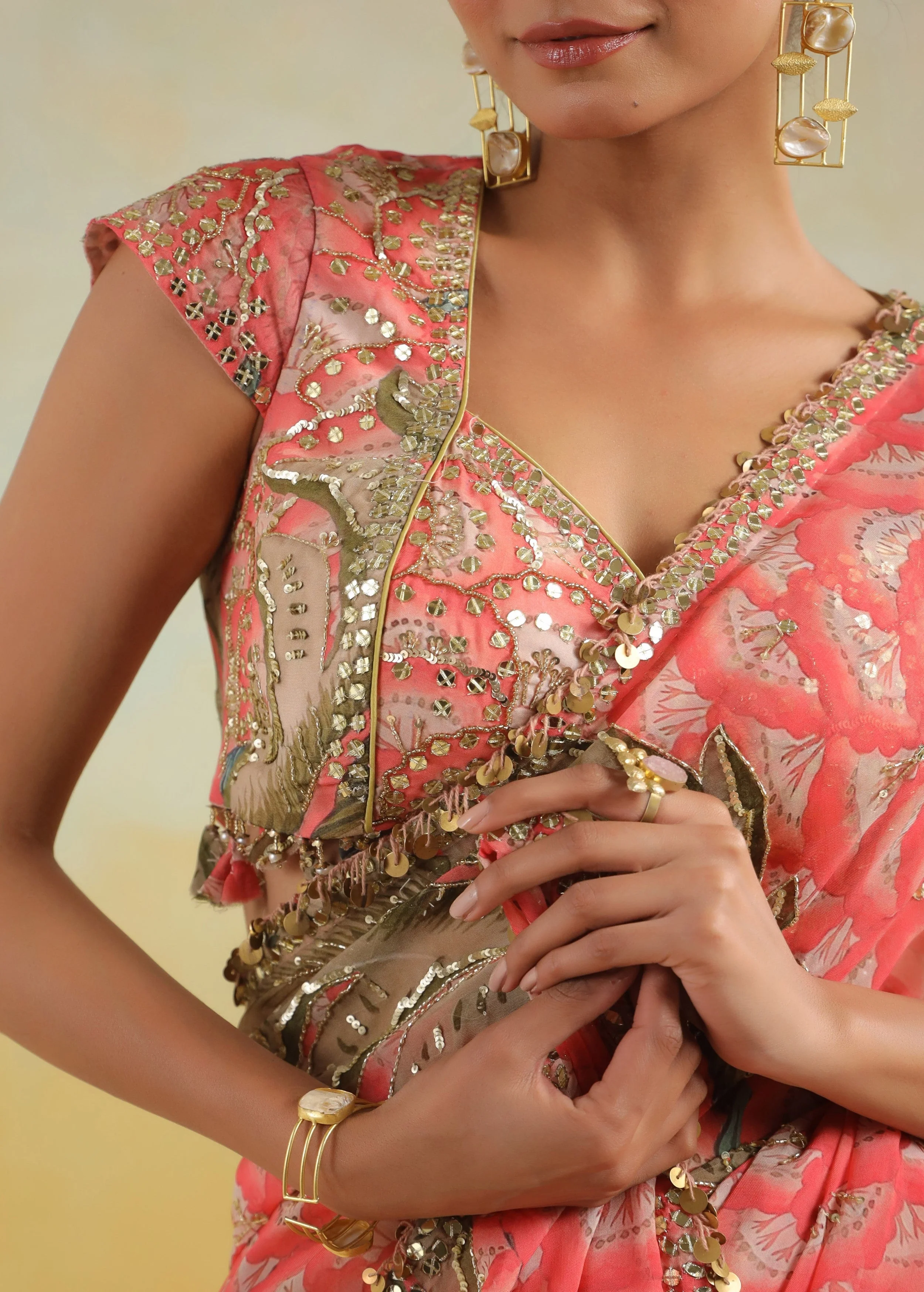 Salmon Pink Floral Printed Chinon Silk Saree - Image 2