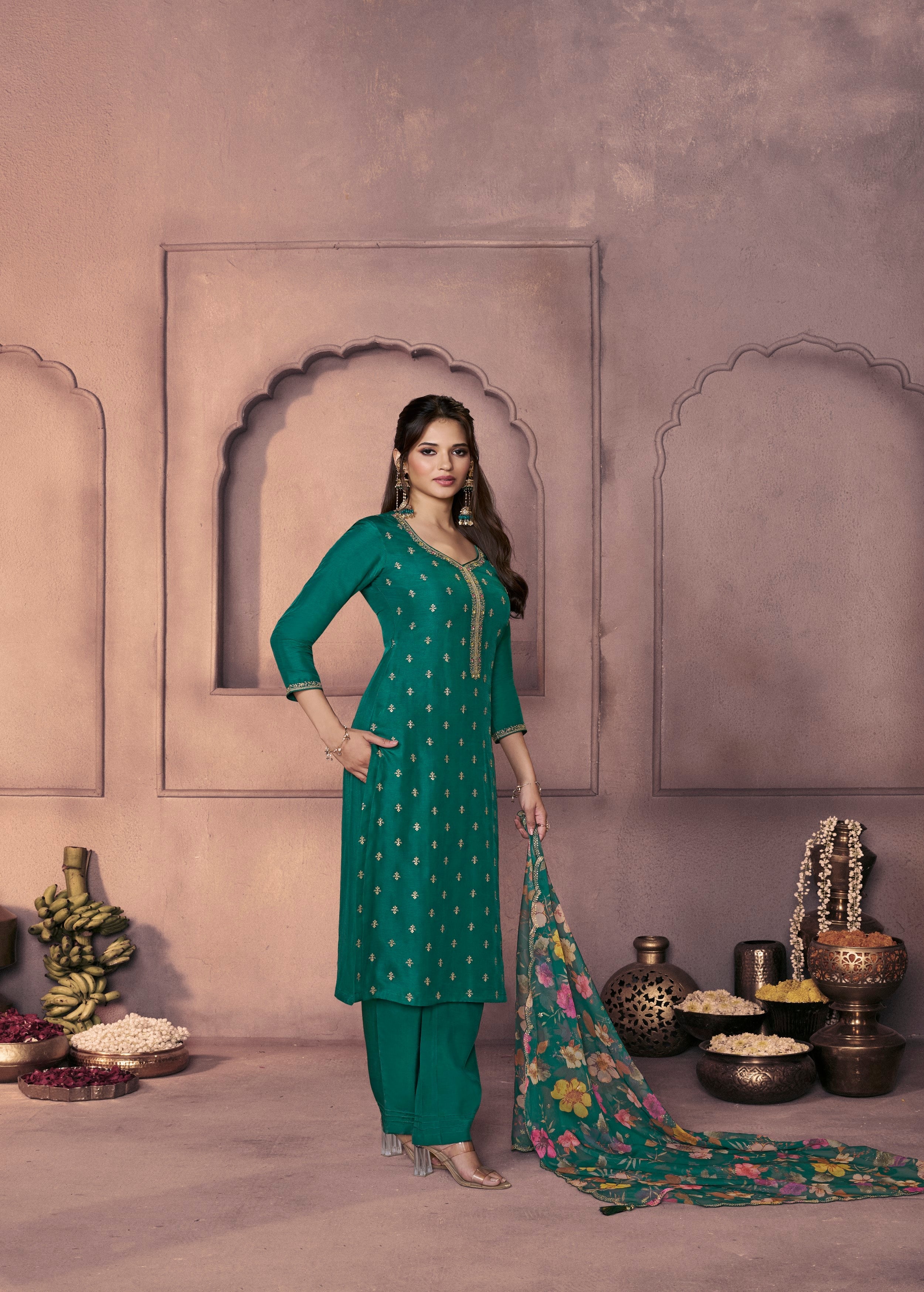 Emerald Green Embellished Dola Silk Pant Set - Image 3