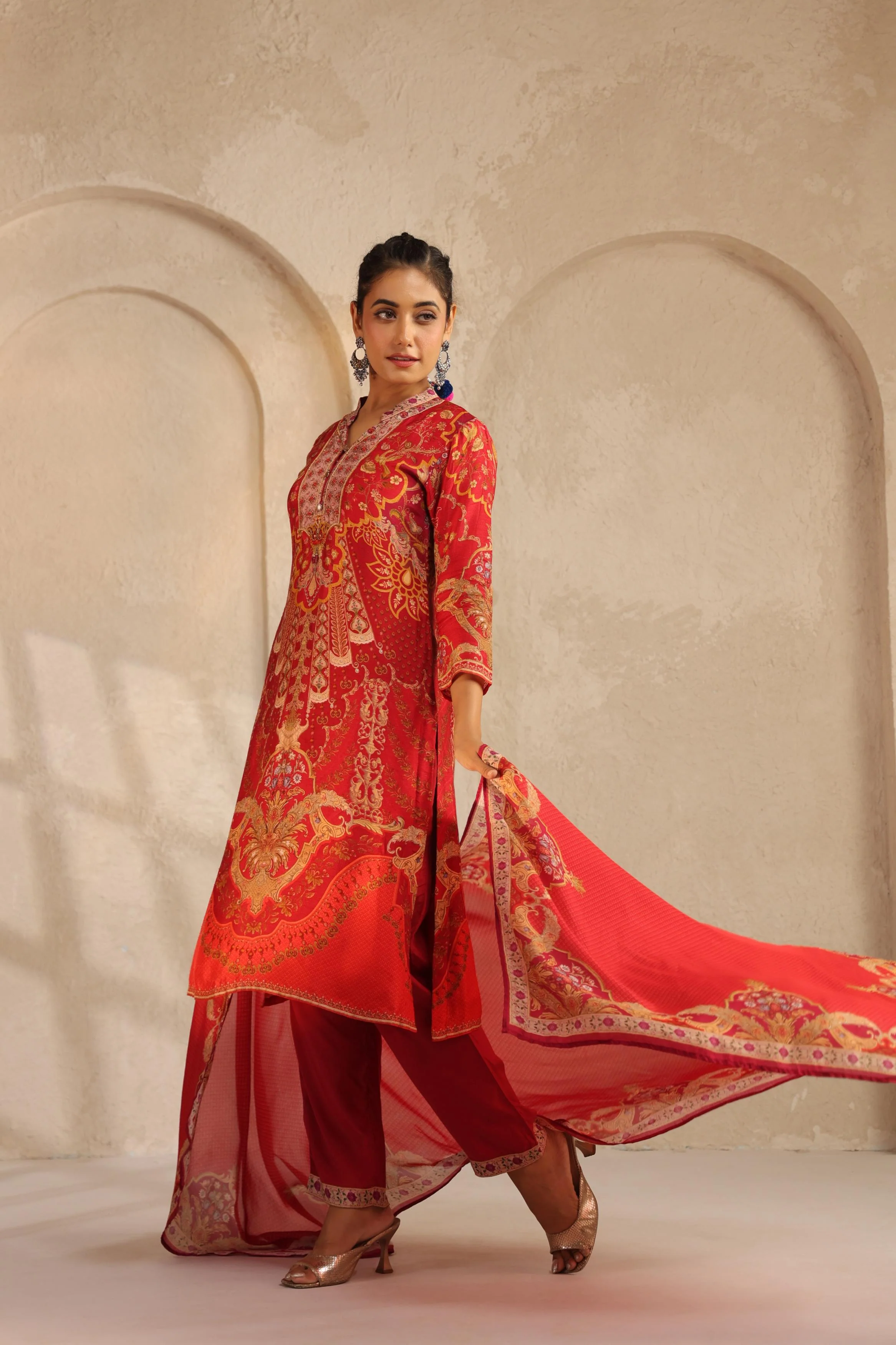 Crimson Red Printed Dola Silk Pant Set - Image 3