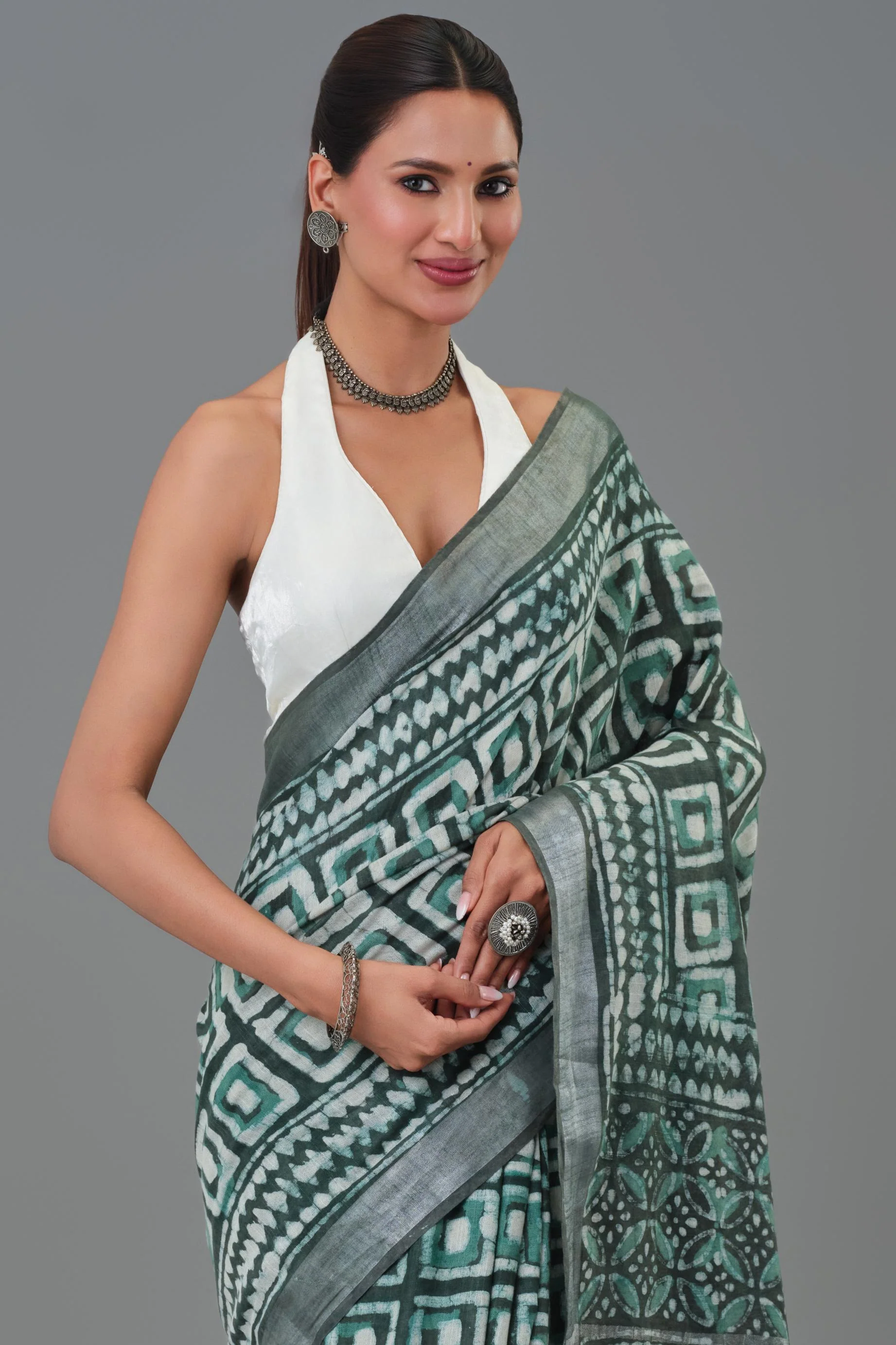 Teal Dabu Hand Block Printed Linen Saree - Image 4