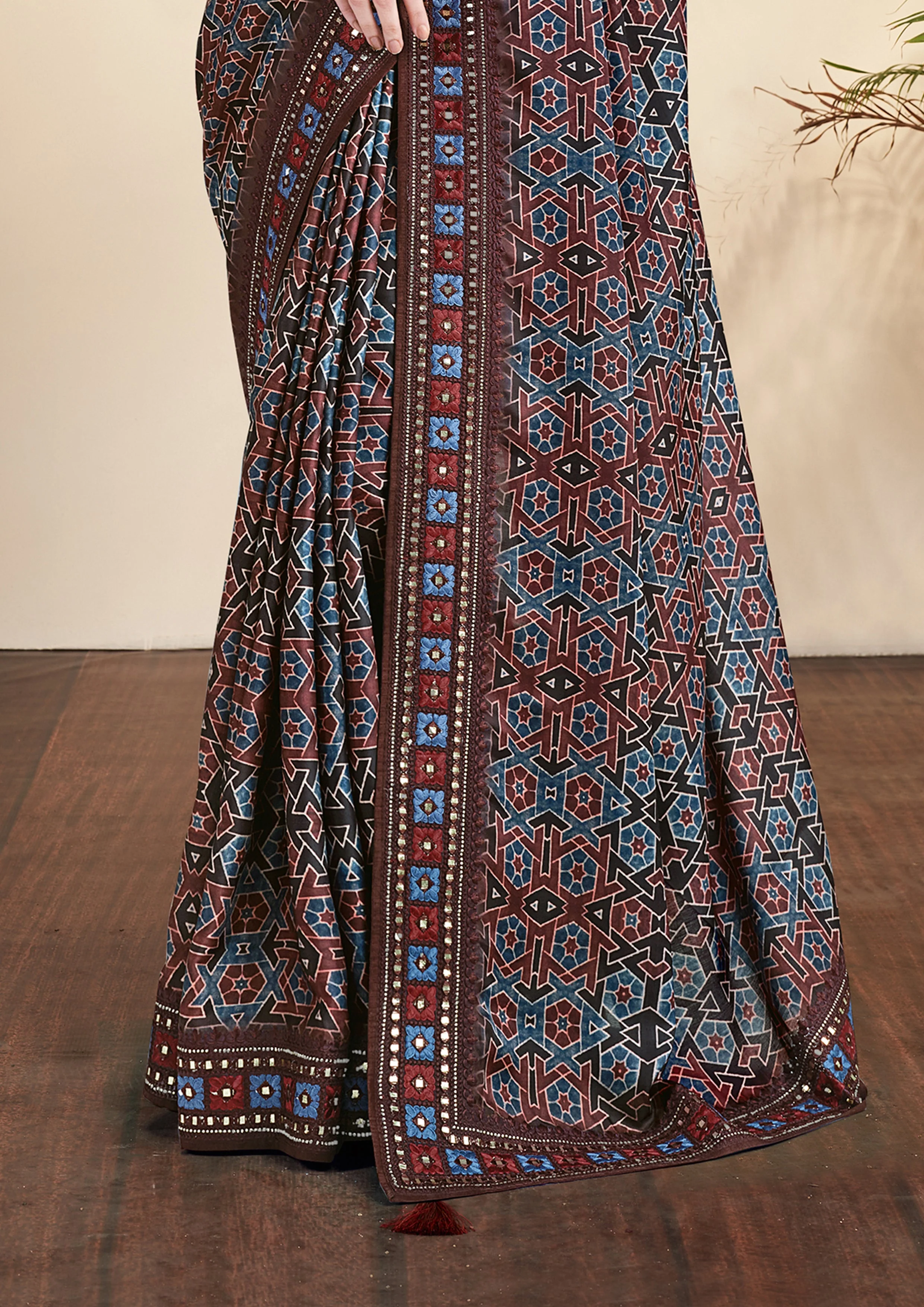 Dark Brown Printed Gajji Silk Saree - Image 3