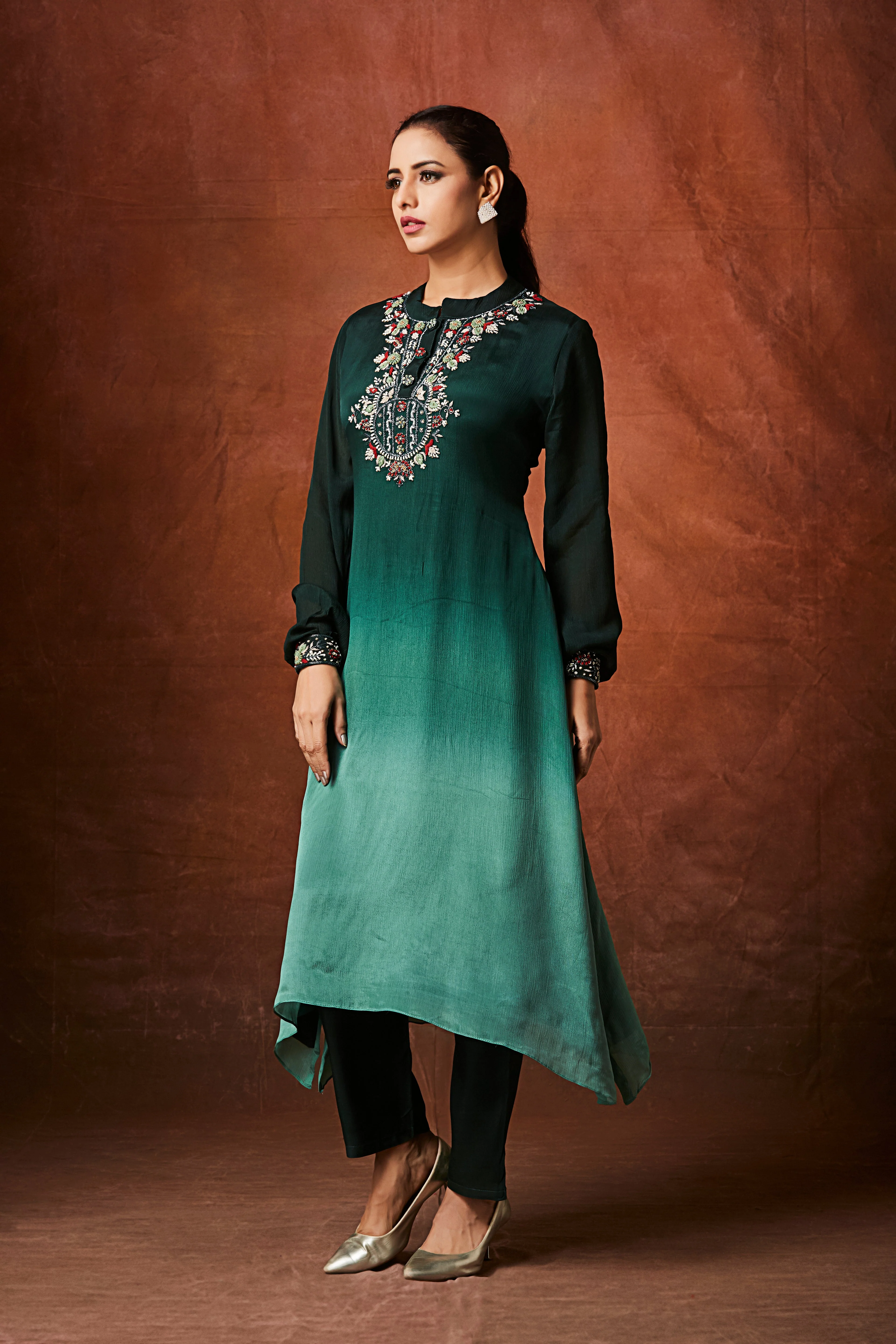 Dark Green to Sea Green Ombre Chinon Silk Kurta Set - Image 4