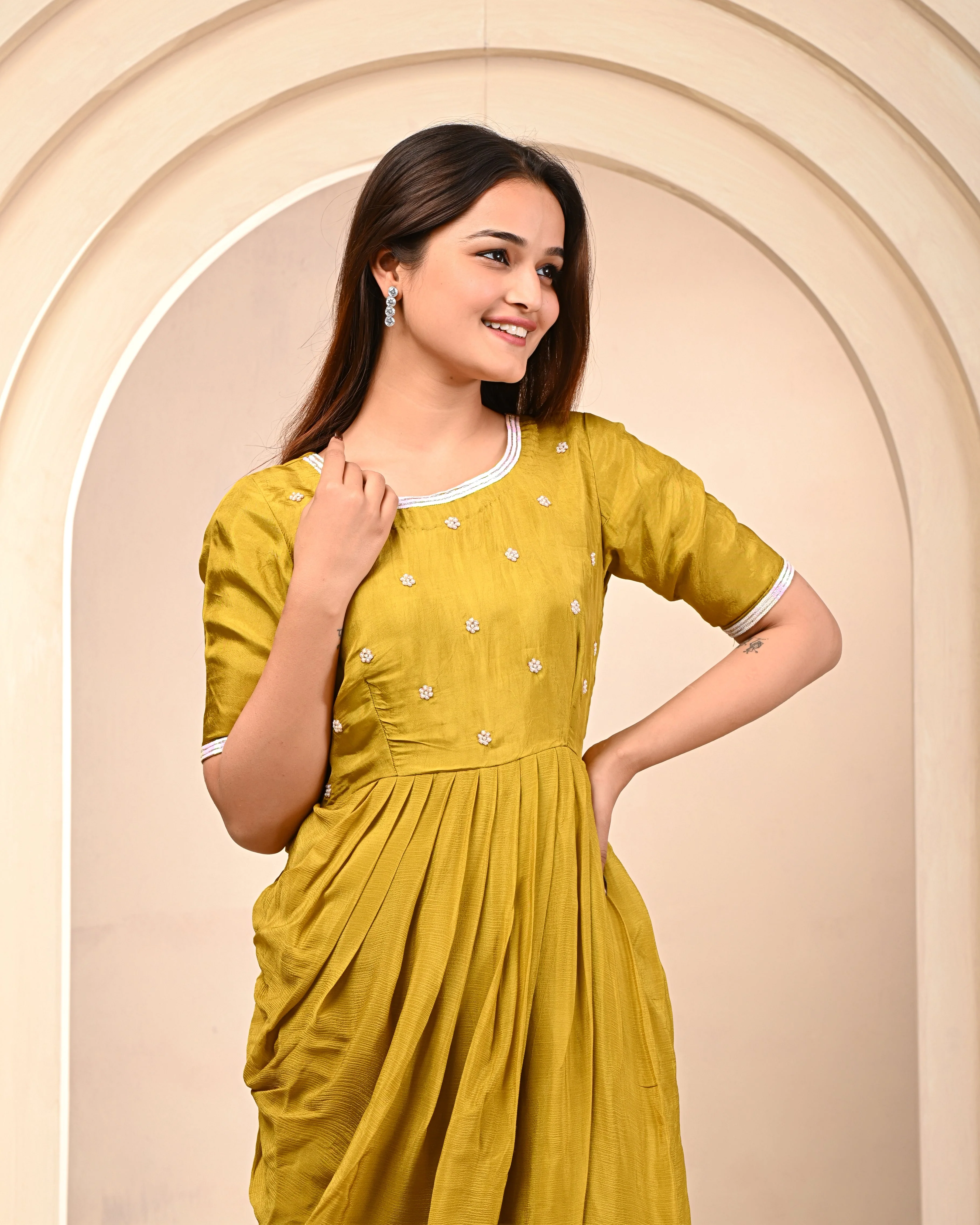 Pear Green Embellished Chinon Silk Kurta Pant Set - Image 2