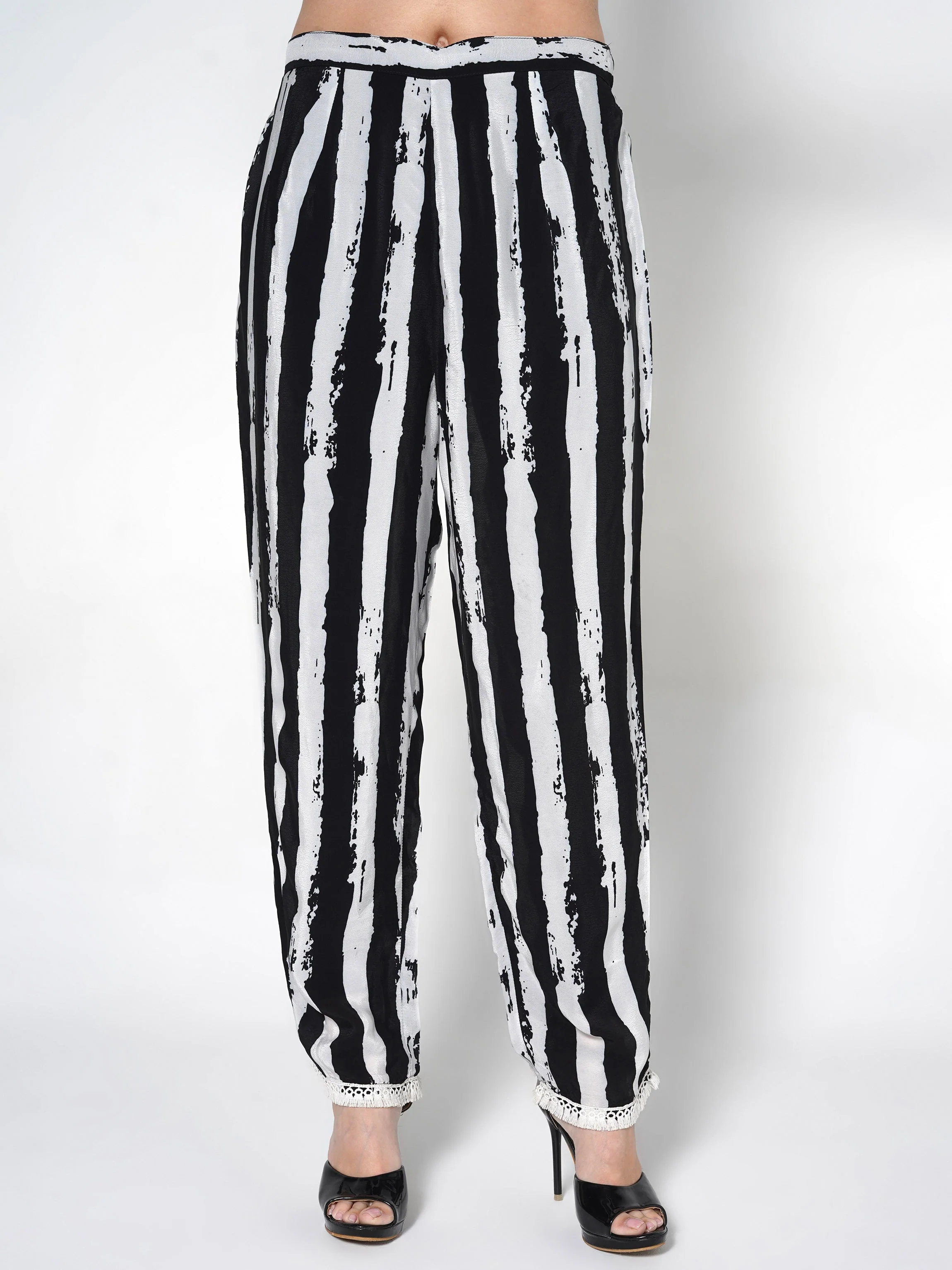 Ebony Black Printed Crepe Silk Co-Ord Set - Image 4