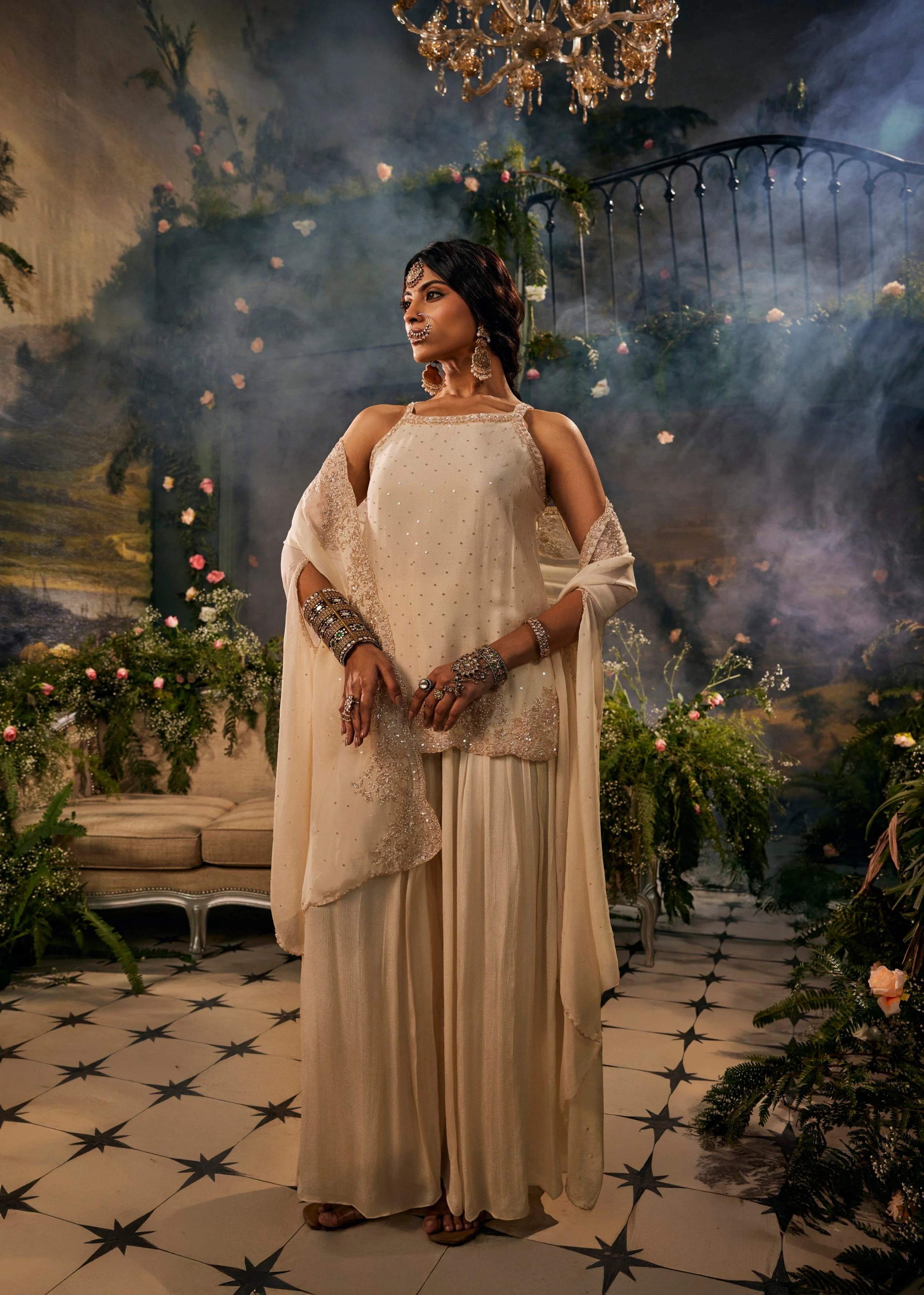 Noor-e-Aftab Embellished Crepe Silk Cape Set - Image 4