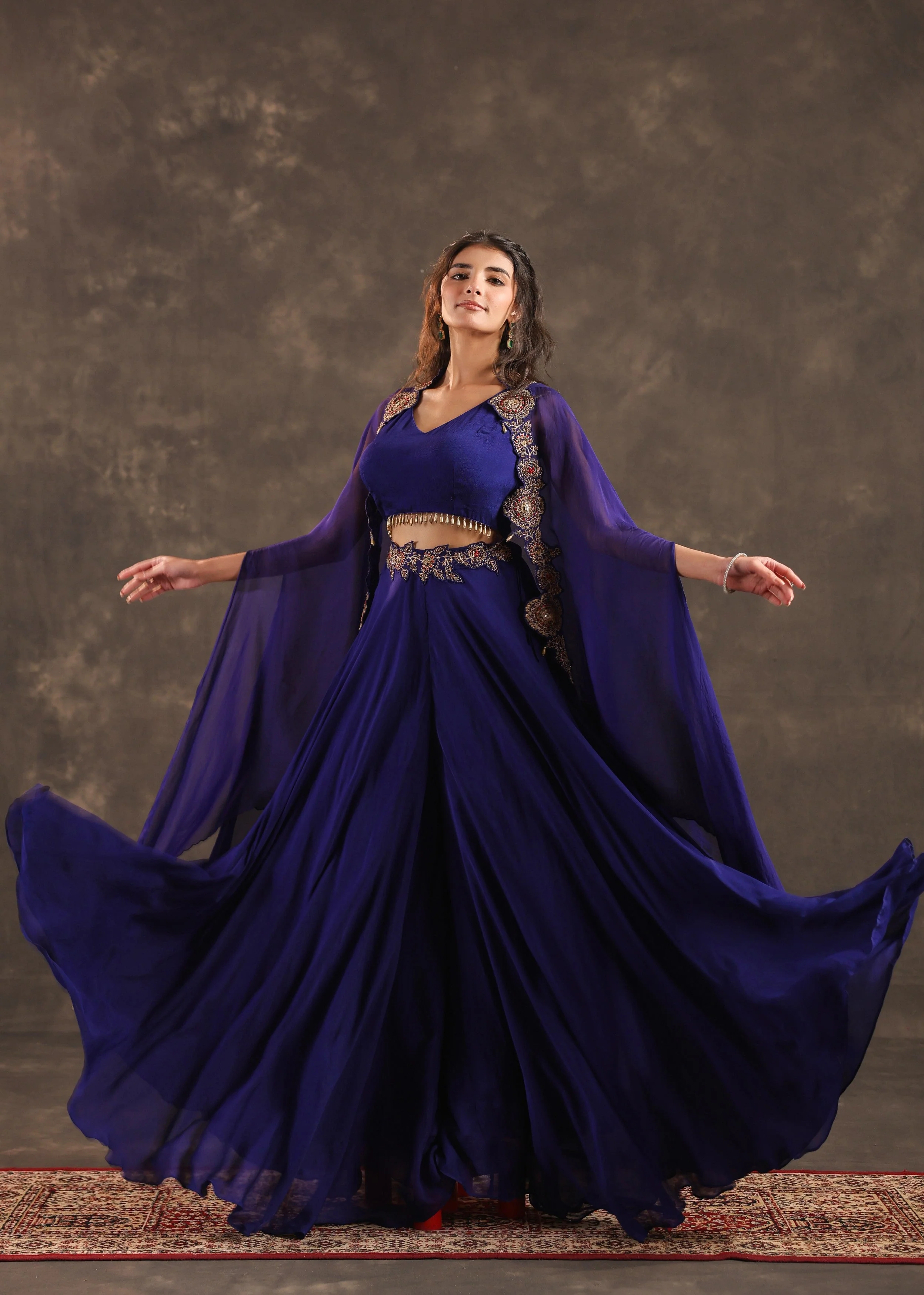 Royal Flare Embellished Crepe Silk Cape Set - Image 5