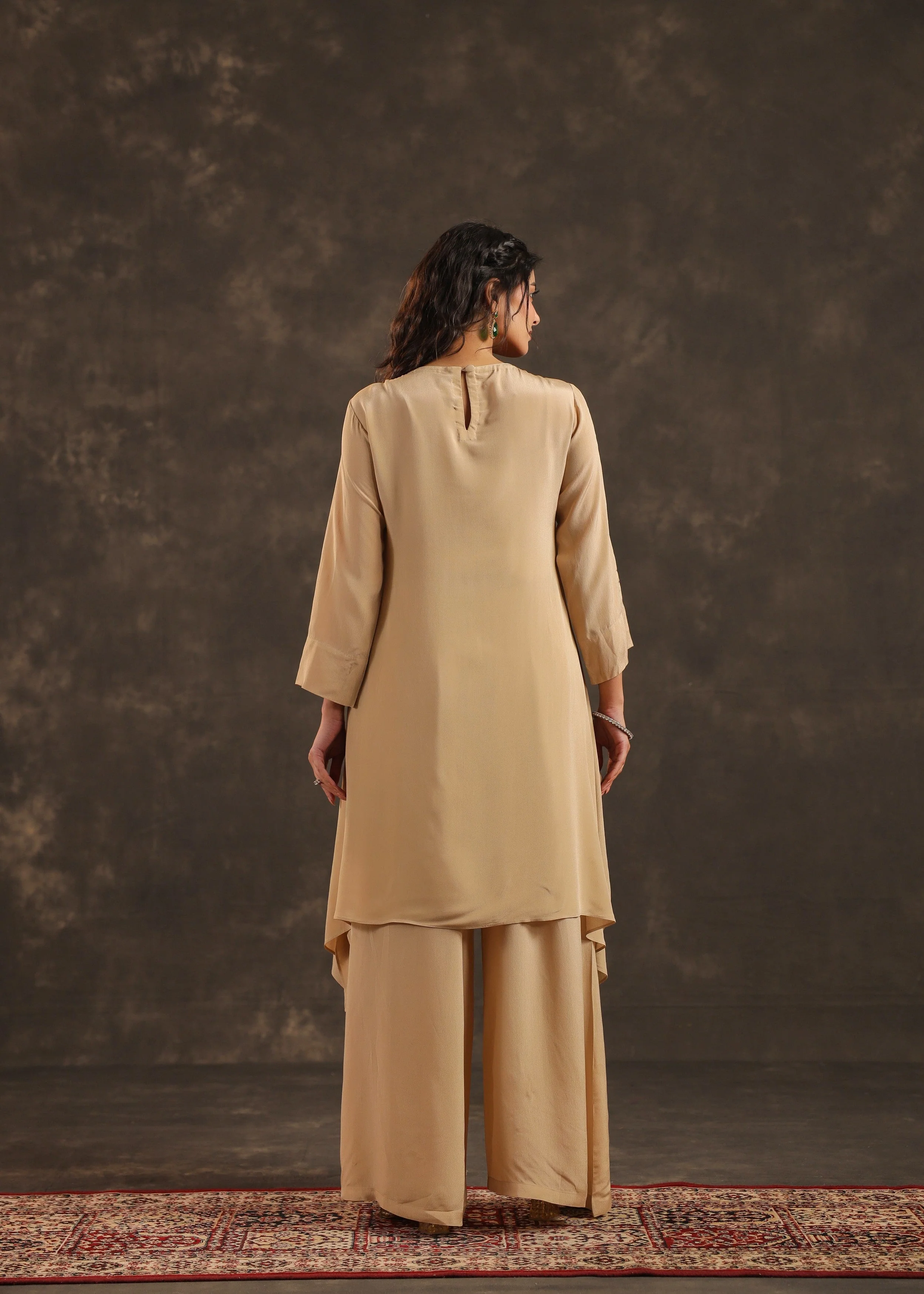 Desert Bloom Embellished Crepe Silk Palazzo Set - Image 5