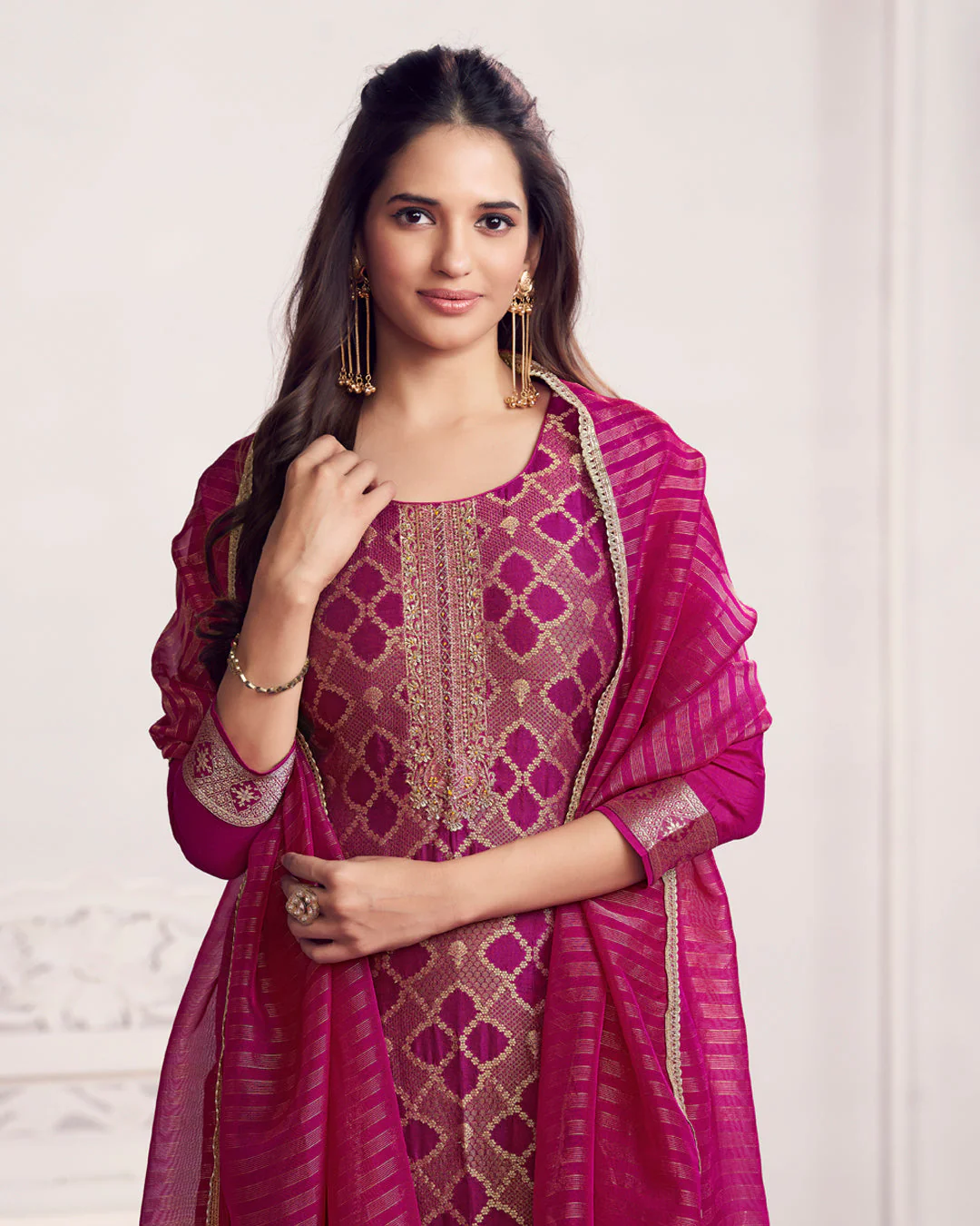 Rani Glow Embellished Chiniya Silk Pant Set - Image 2