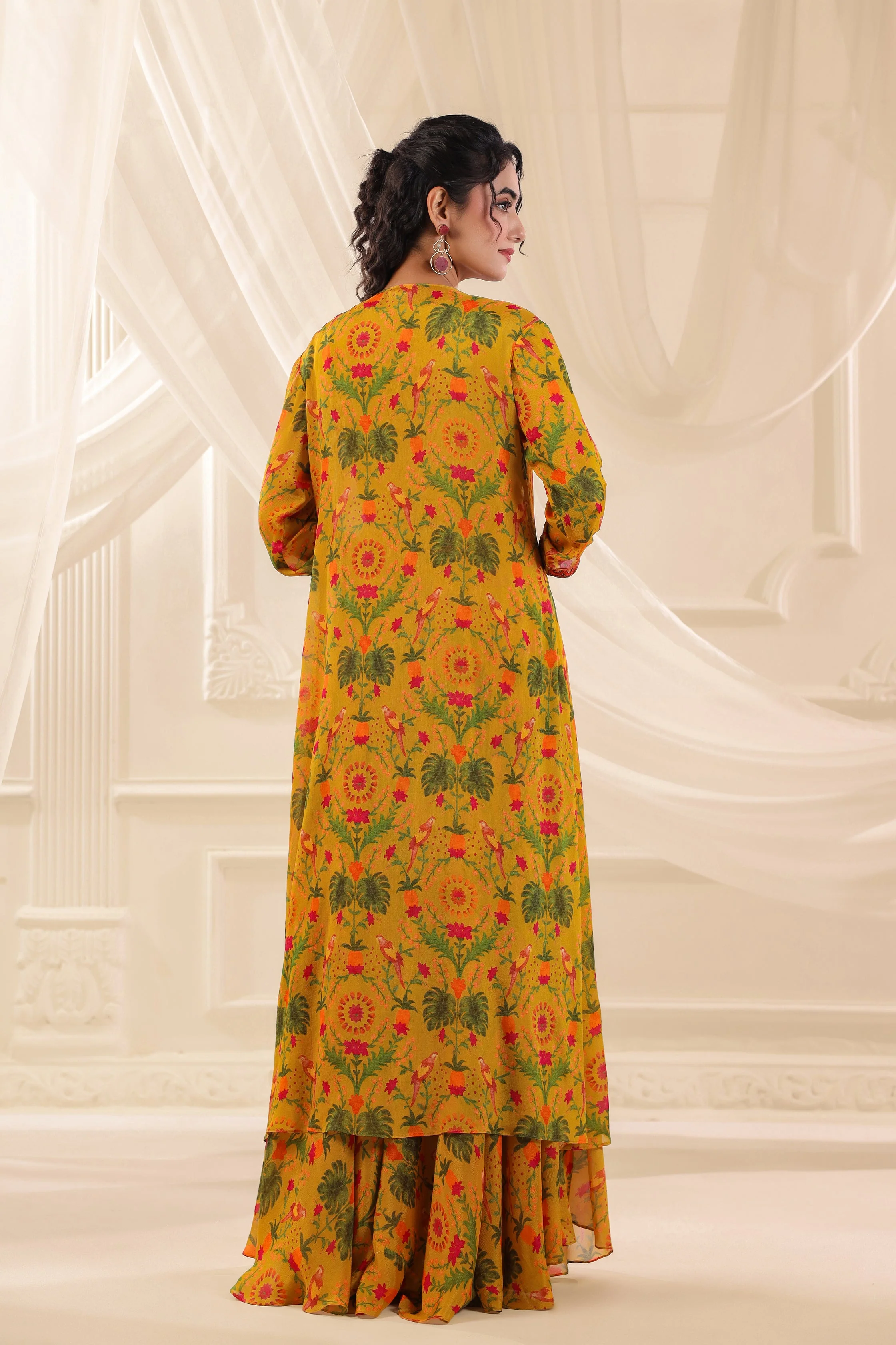 Saffron Meadow Embellished Chinon Silk Cape Set - Image 5