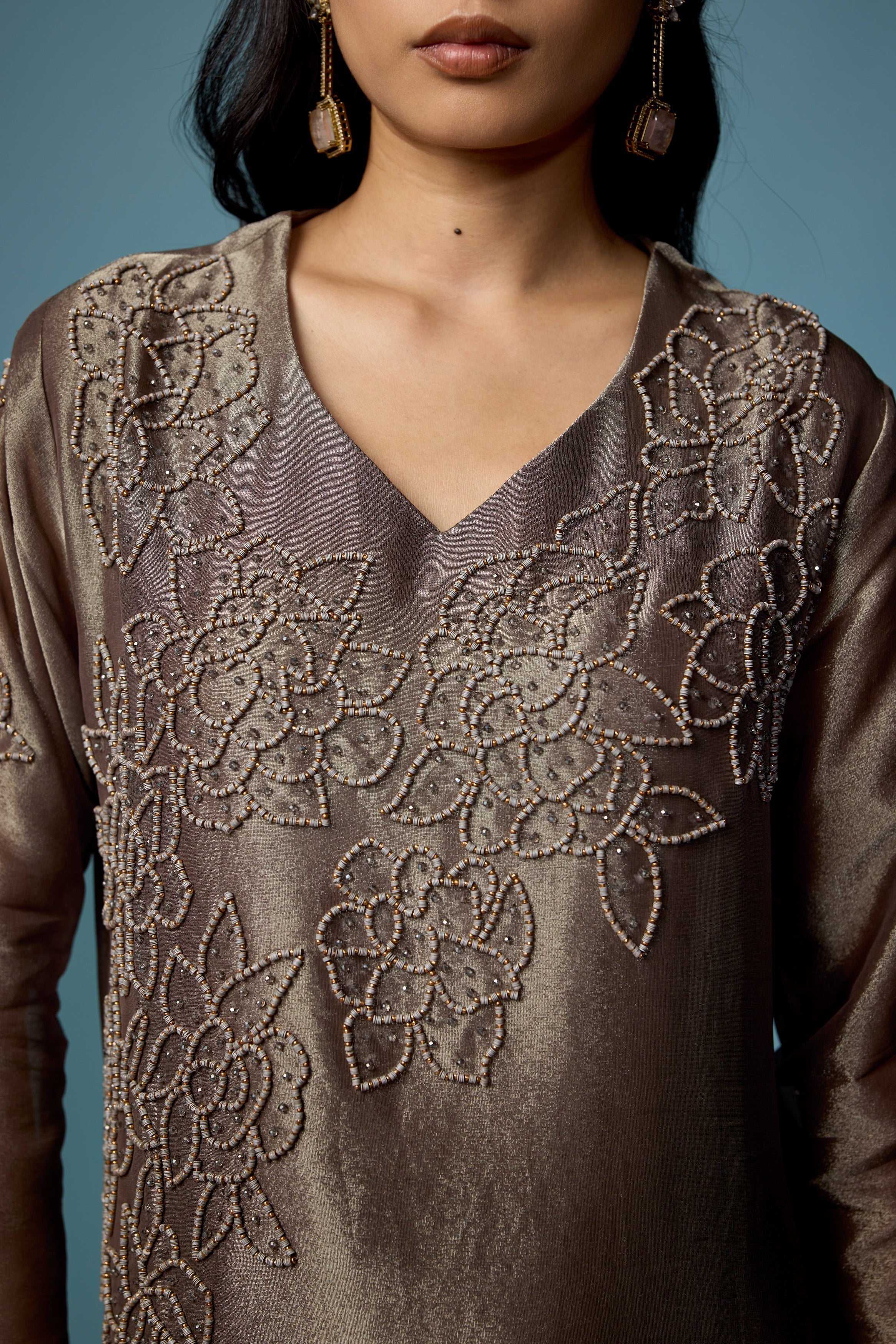 Greyish Green Embellished Shimmer Tissue Silk Kurta Set - Image 2