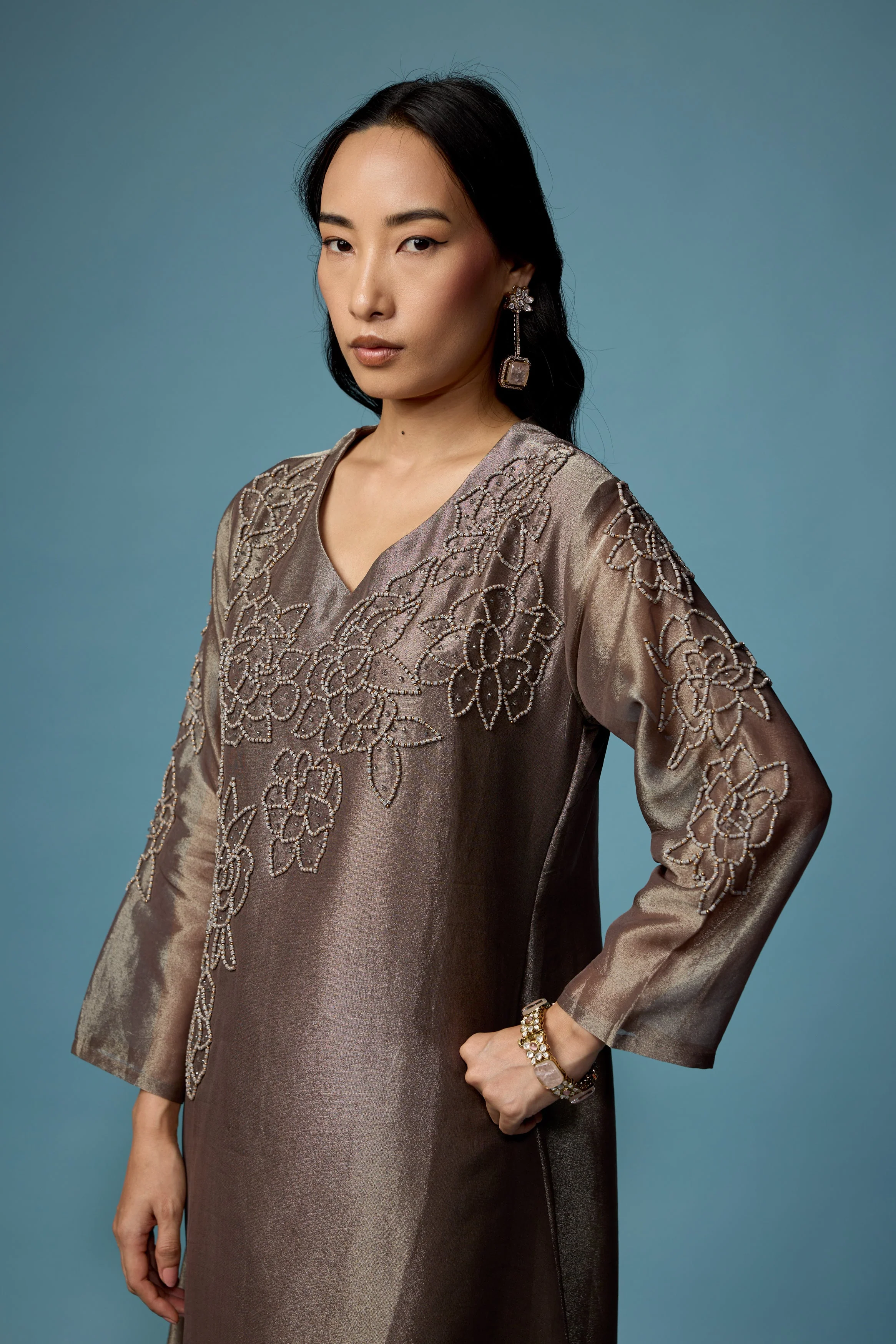 Greyish Green Embellished Shimmer Tissue Silk Kurta Set - Image 3