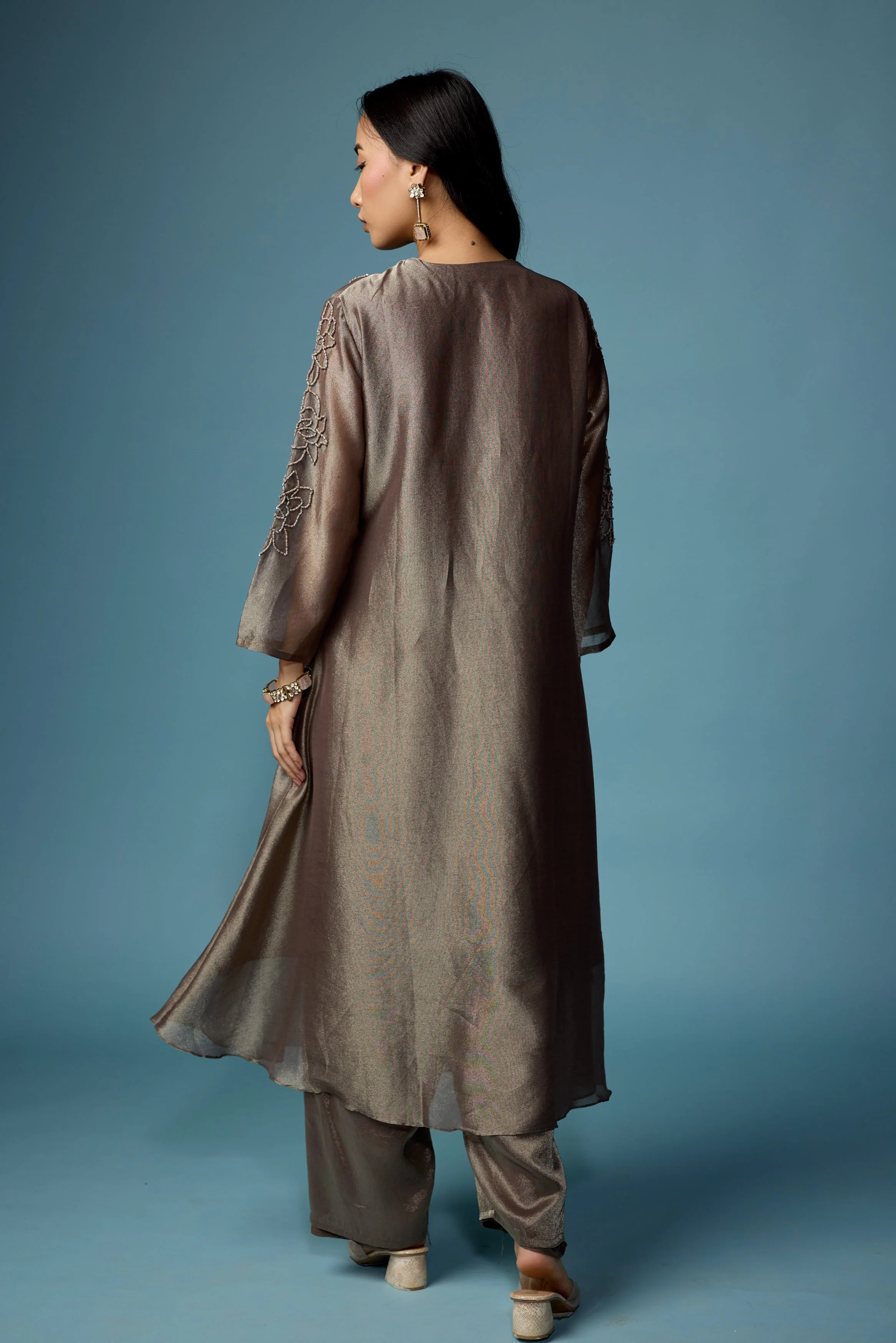 Greyish Green Embellished Shimmer Tissue Silk Kurta Set - Image 7