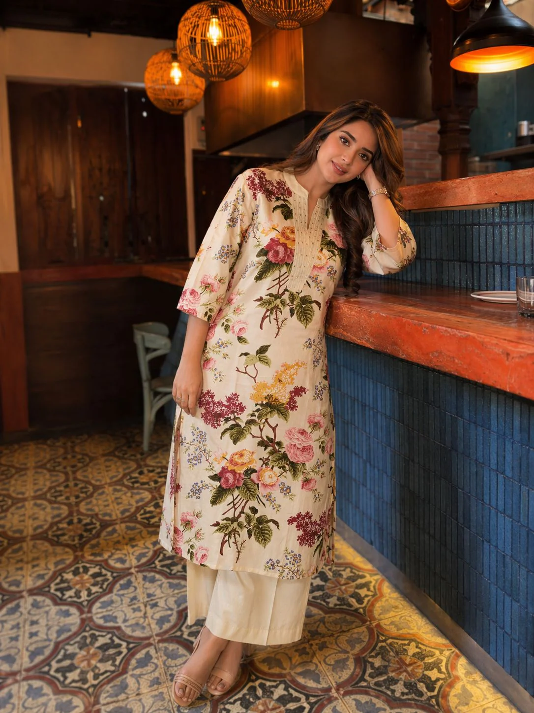 Cream Floral Printed Cotton Kurta Set - Image 2