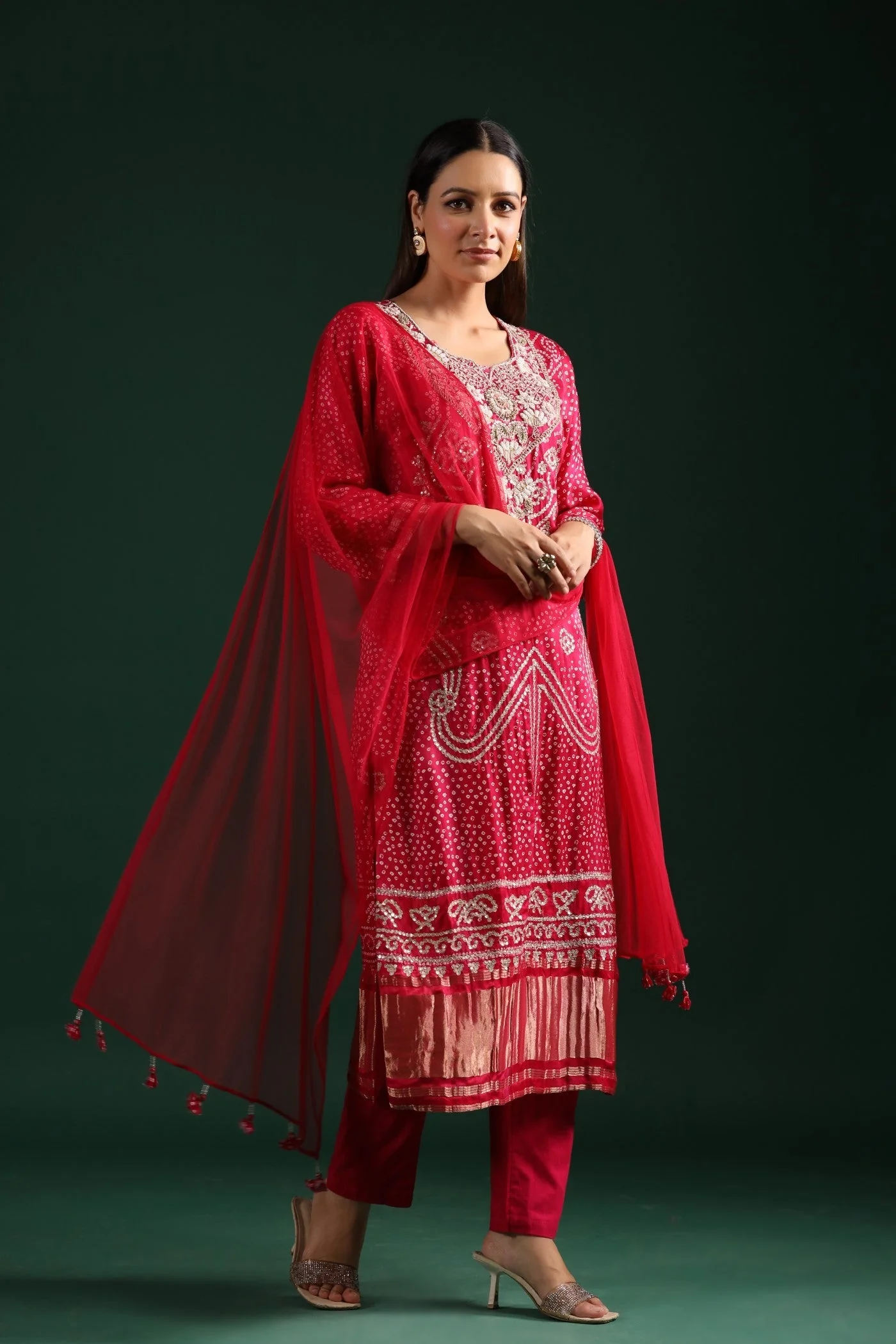 Festive Pink Bandhani Embroidered Kurta Set - Image 3