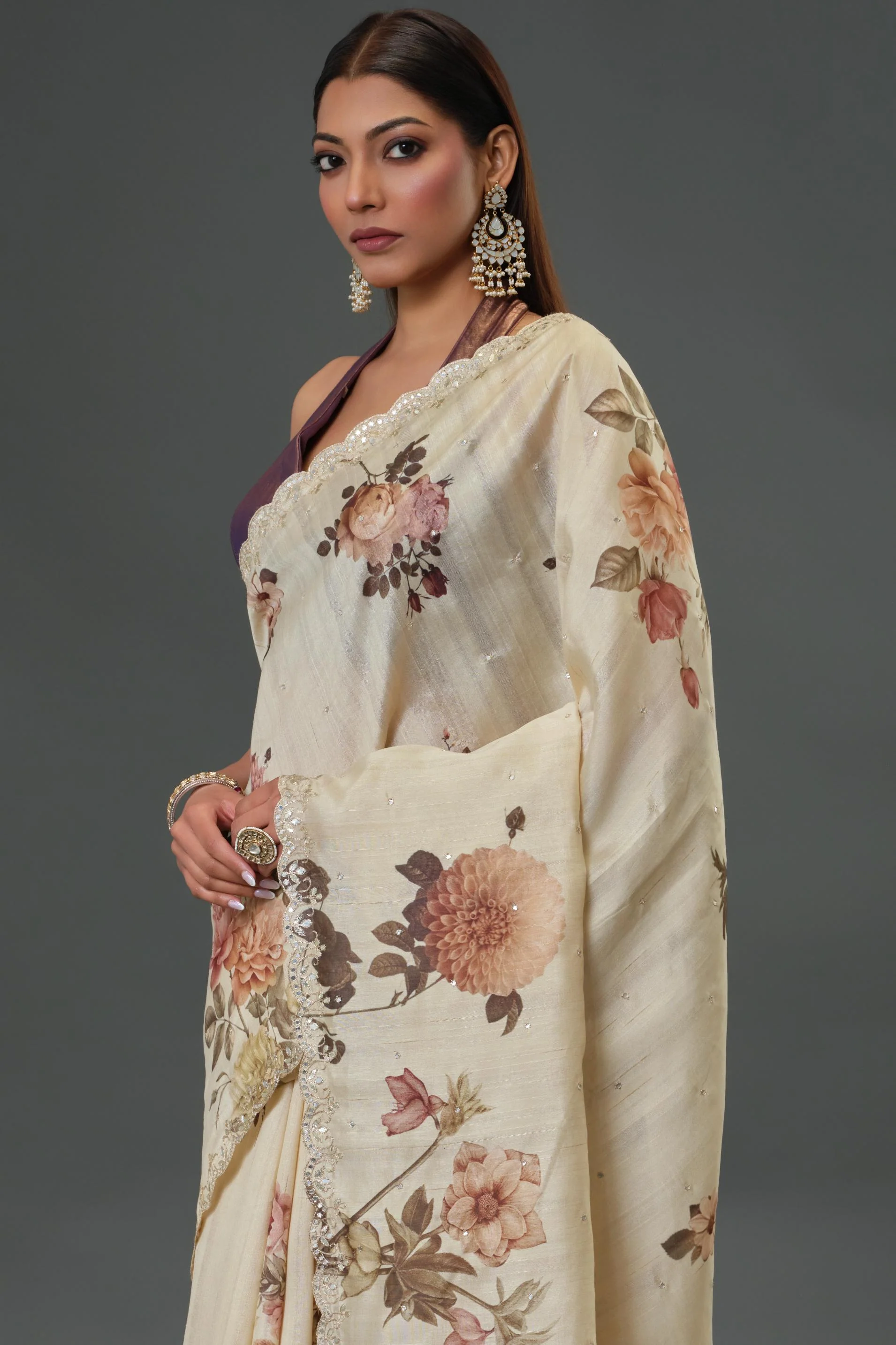 Classy Ivory Tussar Silk Saree - Image 6