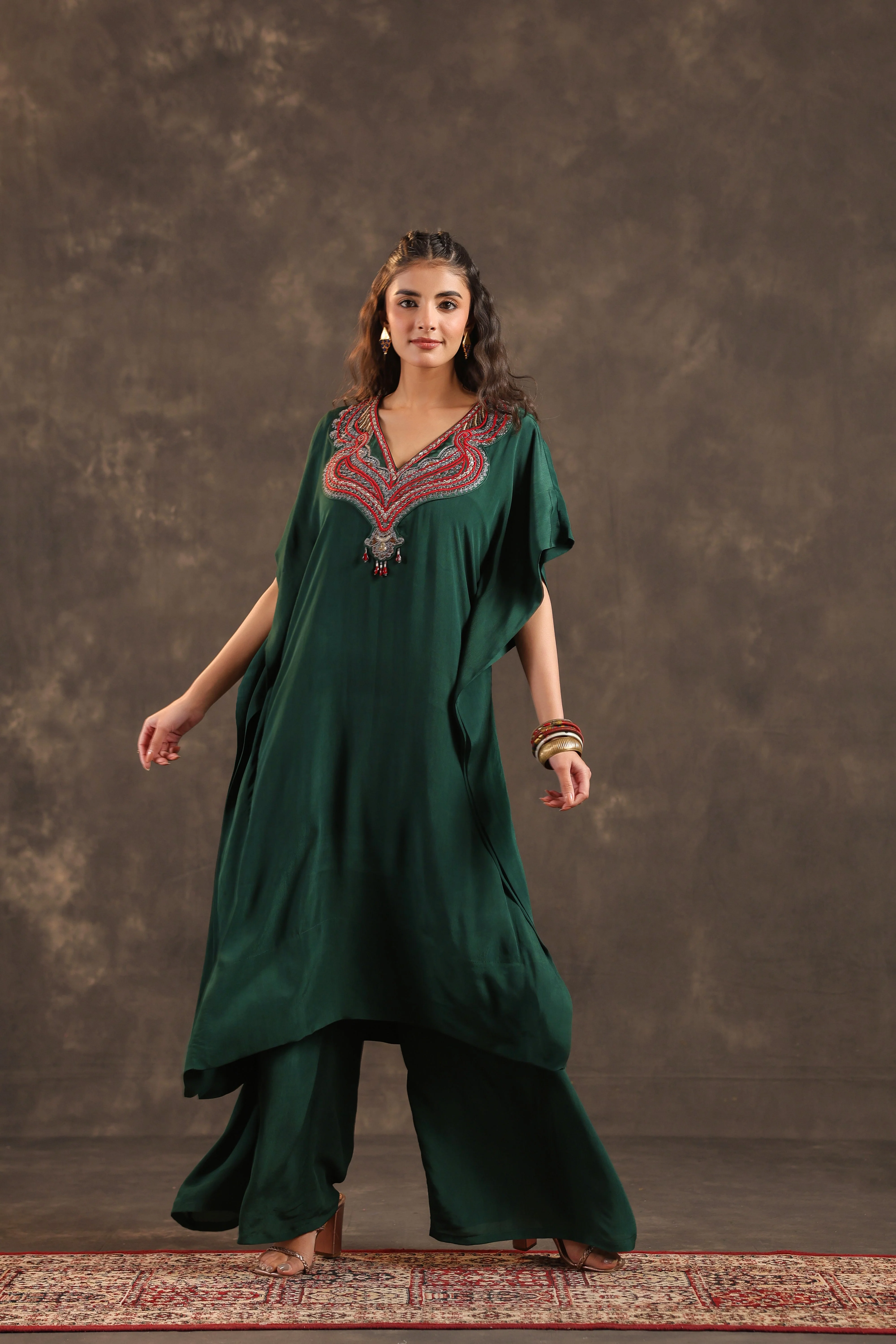 Emerald Grace Embellished Crepe Silk Kurta Set - Image 4