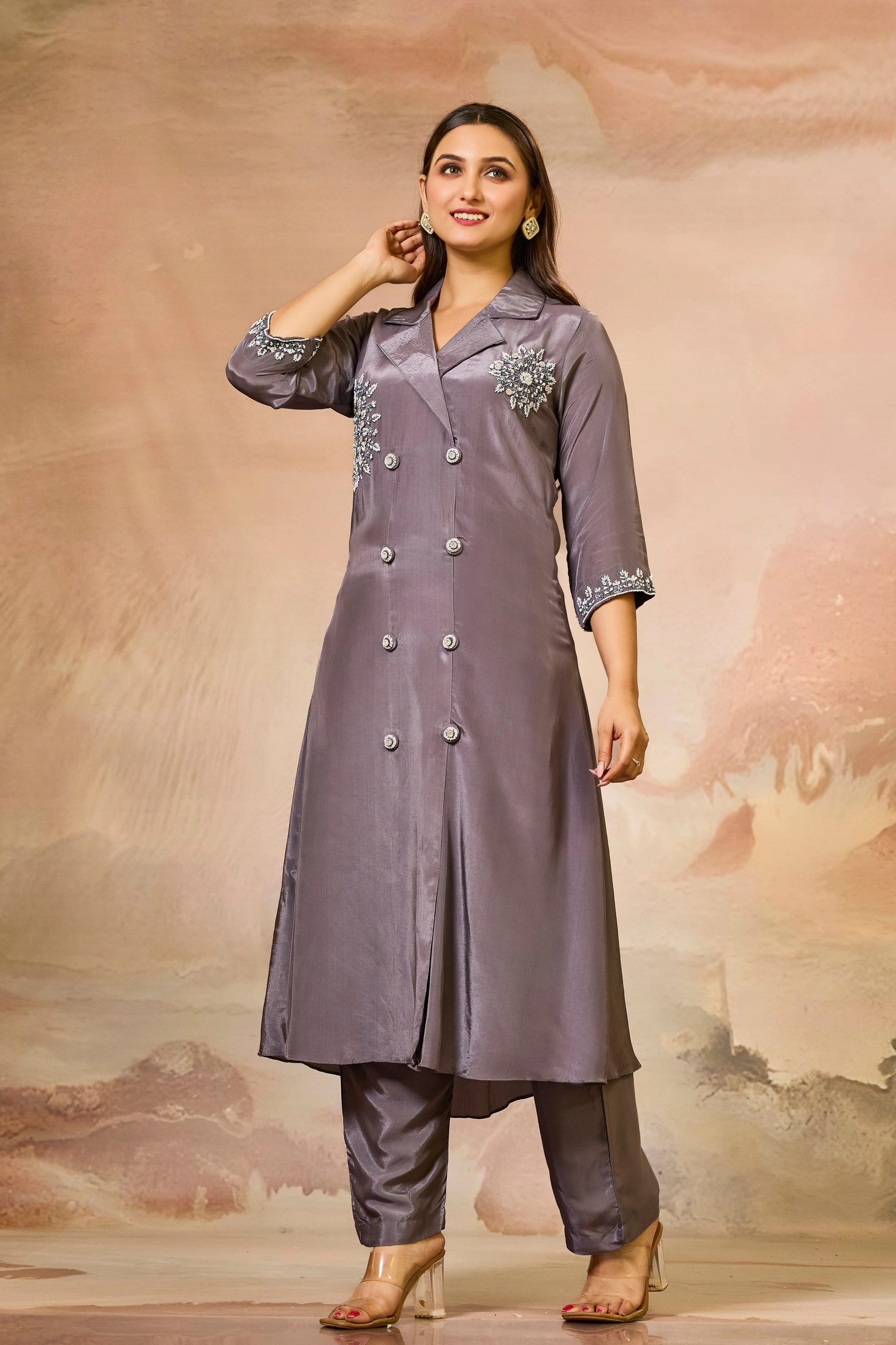 Grey Handwork Crepe Silk Kurta & Pant Set - Image 3