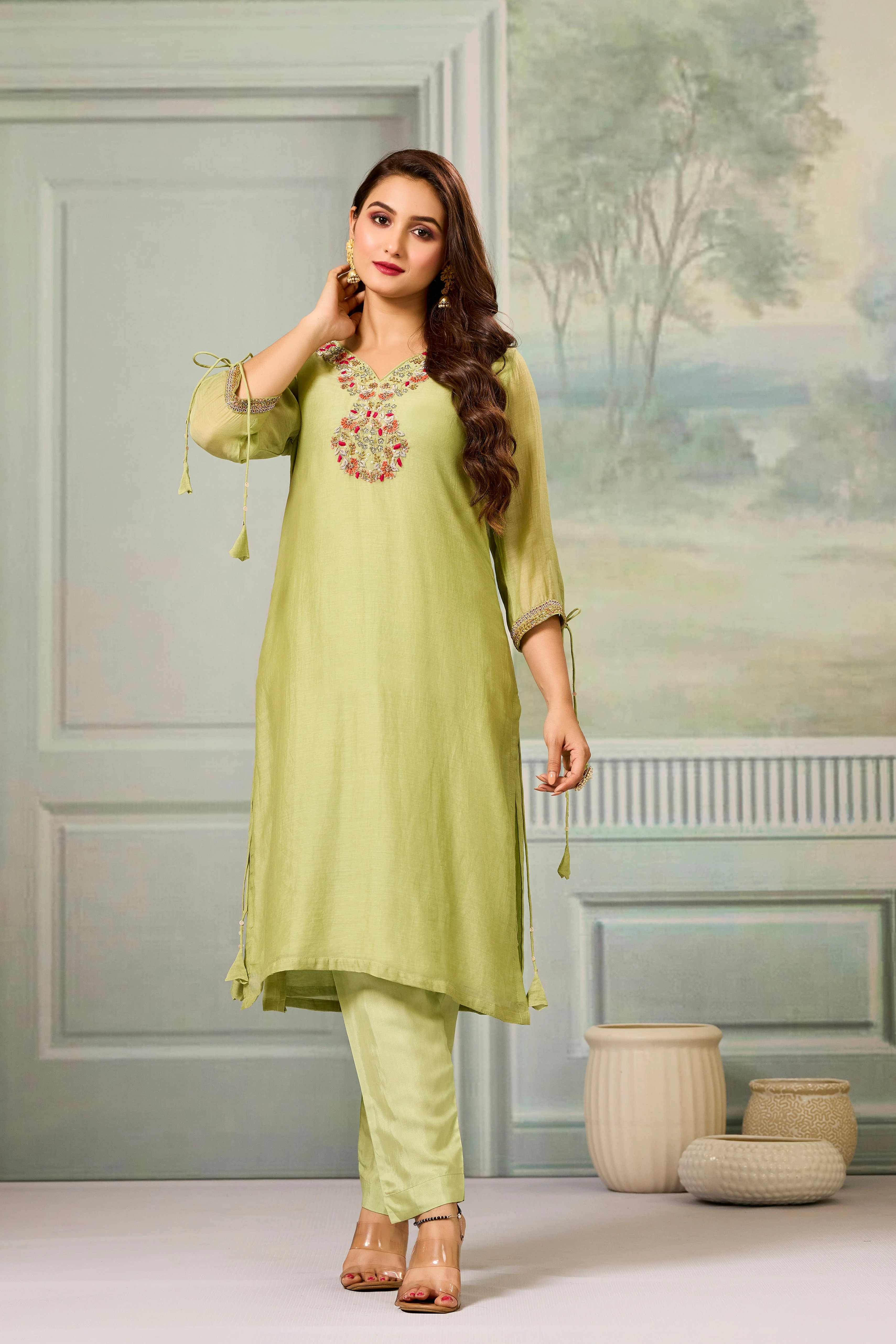 Green Handwork Mul-Chanderi Silk Kurta Pants Set - Image 5